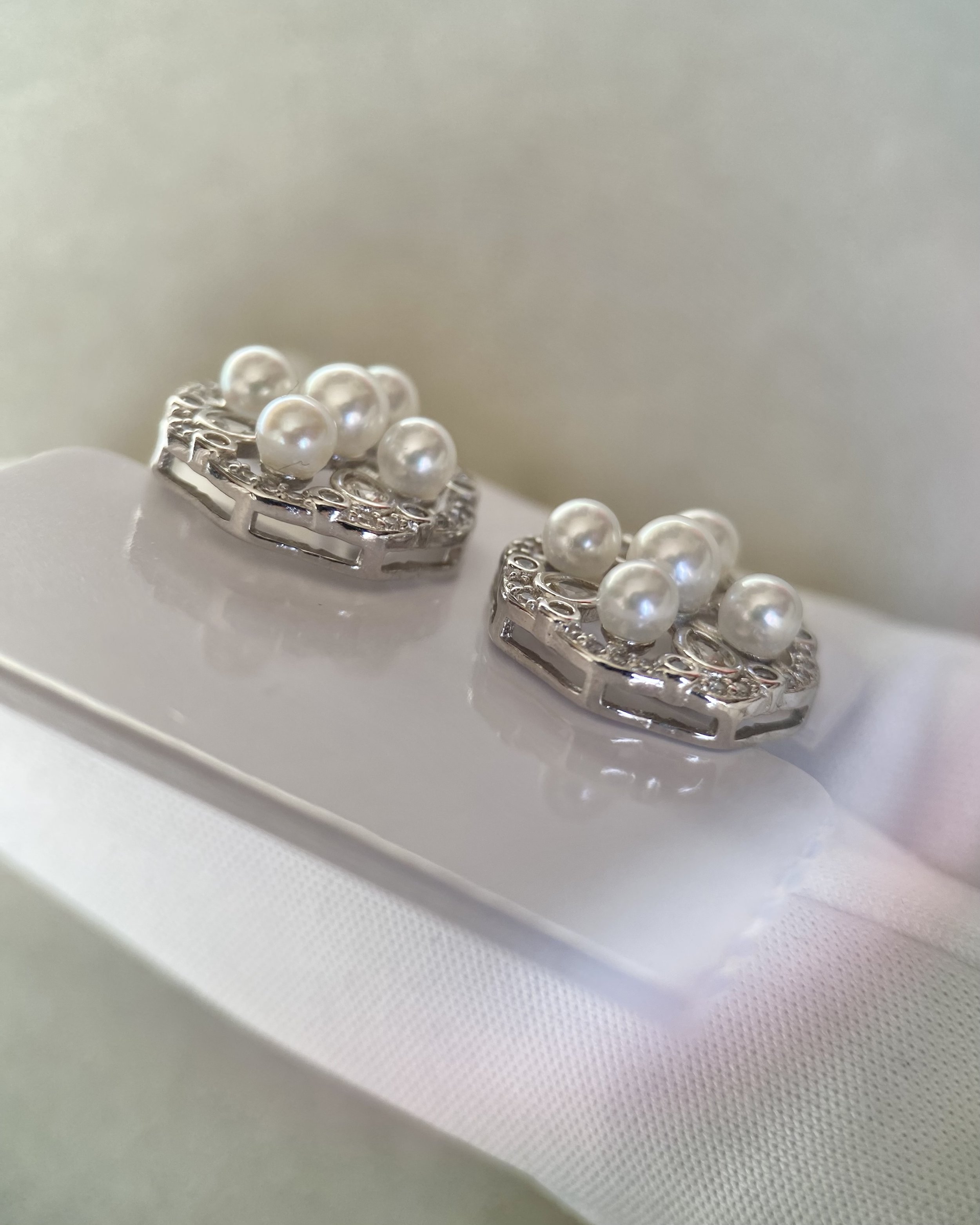 Top-Gr Japanese White Sairindama Akoya Pearl Stud Earrings, Starburst Floral Design in S925 Silver, Japan Jewellery Showpiece, Weddings Starlit Pearls