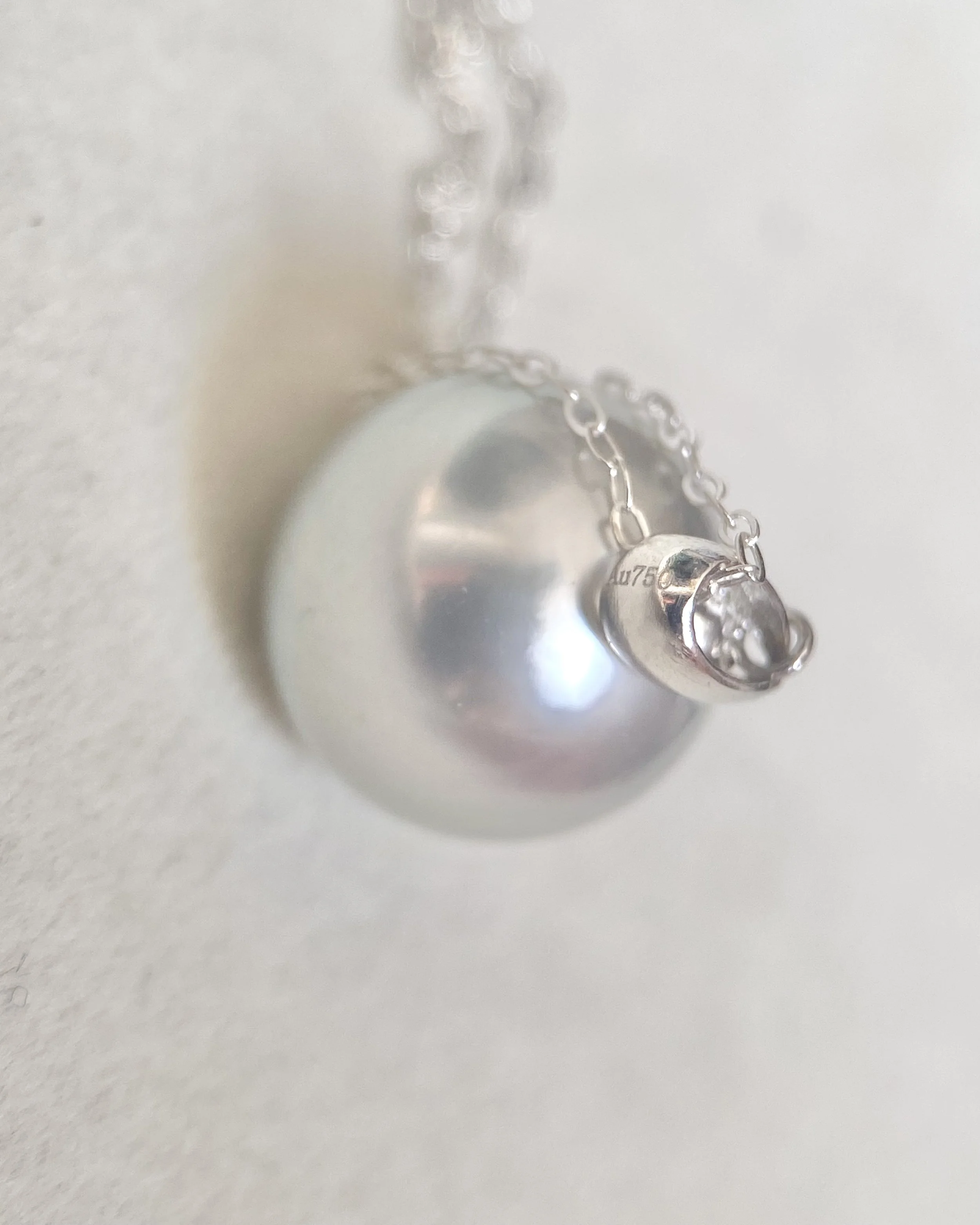 Rare Platinum Grey Tahitian South Sea Pearl Pendant 11.5mm, Crystal Mirror Lustre, Solid 18K White Gold Thick Bail, Minimalist Luxury Starlit Pearls