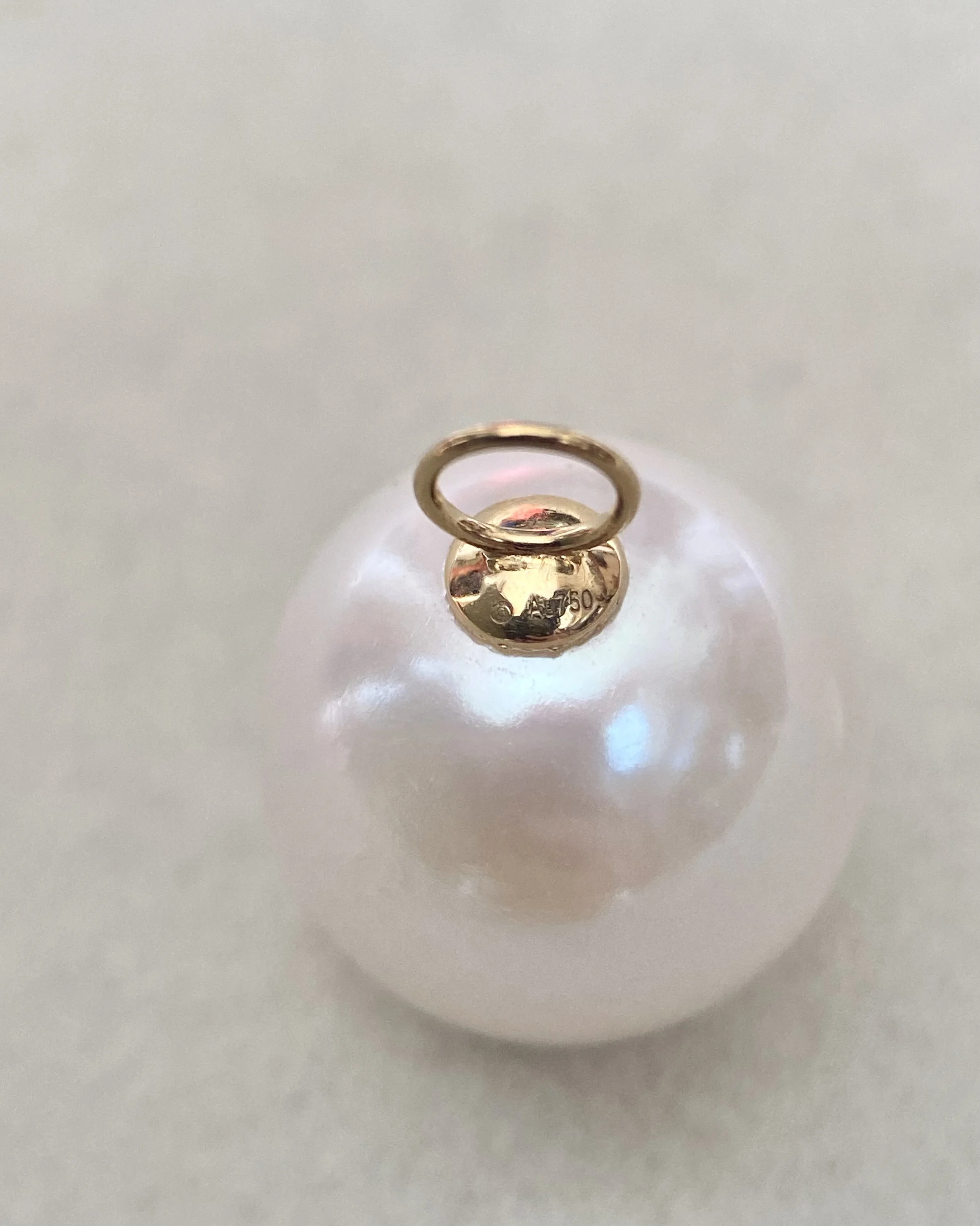Giant Premium 14.4mm Crystal White Freshwater Pearl Pendant, Soft Pink Overtone, Solid 18K Gold Thick Bail – Ideal for Weddings Starlit Pearls