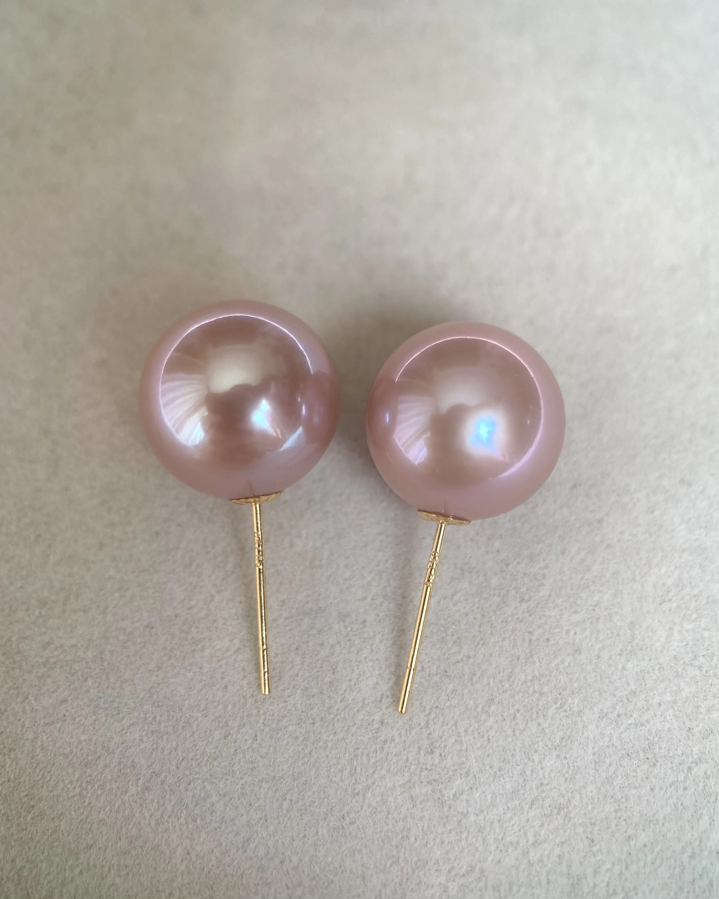 12.5–13mm Natural Dusty Rose Freshwater Pearl Stud Earrings, 18K Solid Gold Posts, Giant Round Pink Pearls, Undyed Natural Colour Starlit Pearls