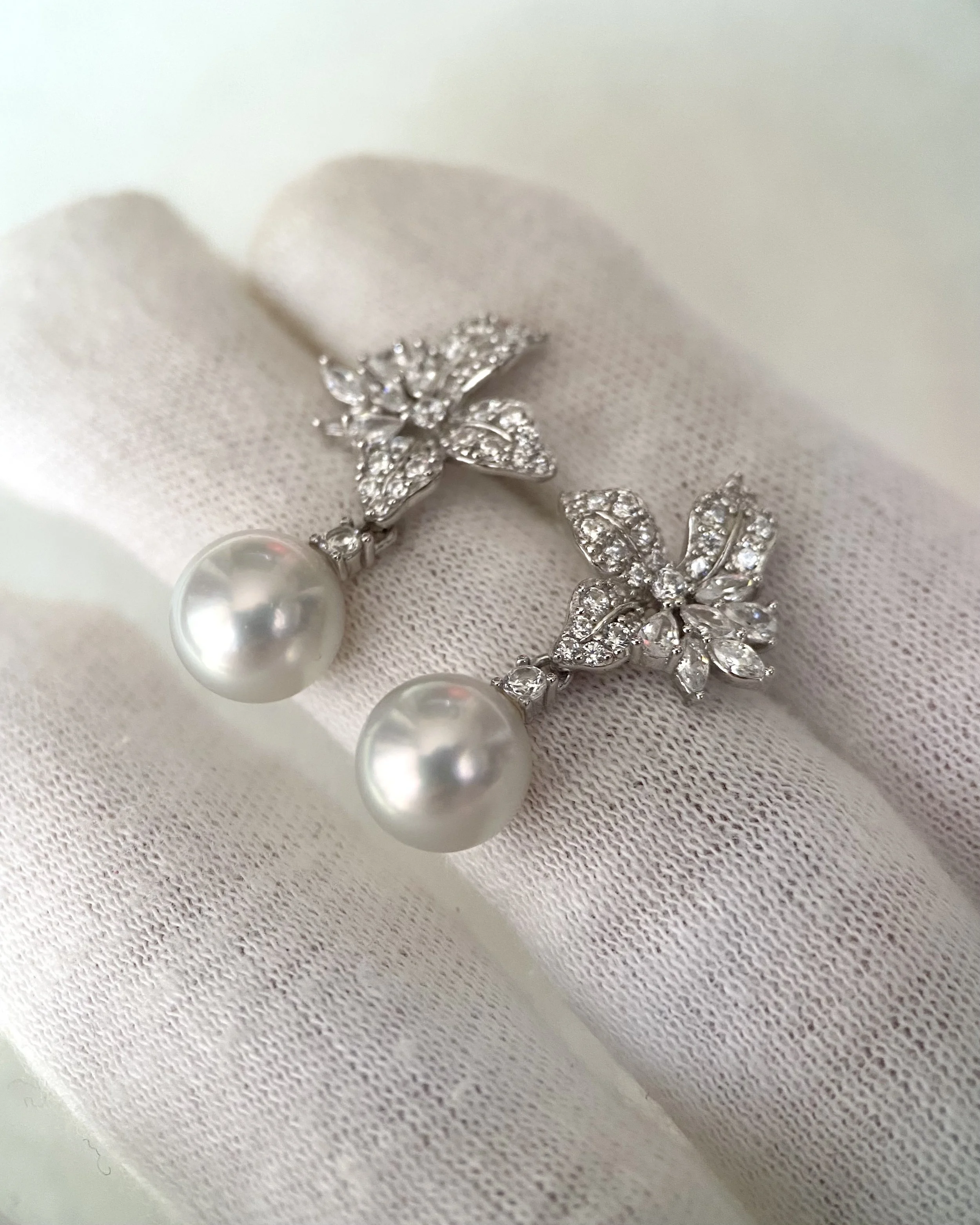 8.5-9mm Natural Silver-Grey Japanese Madama Akoya Pearl Earrings, S925 Silver Sparkling Iris Japonica Floral Design Starlit Pearls