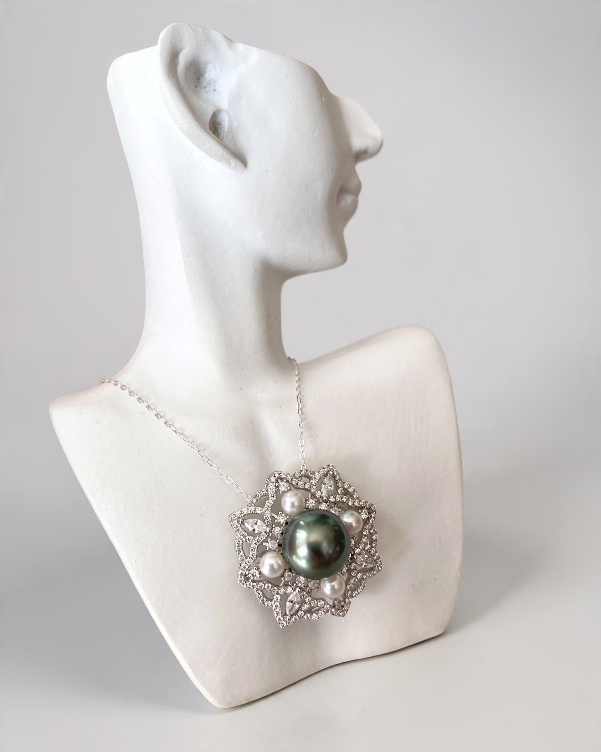 Rare 2-in-1 Brooch & Pendant, Dark Peacock Green Tahitian South Sea Pearl_Japanese Sairindama Akoya, Ornate Floral Starburst S925