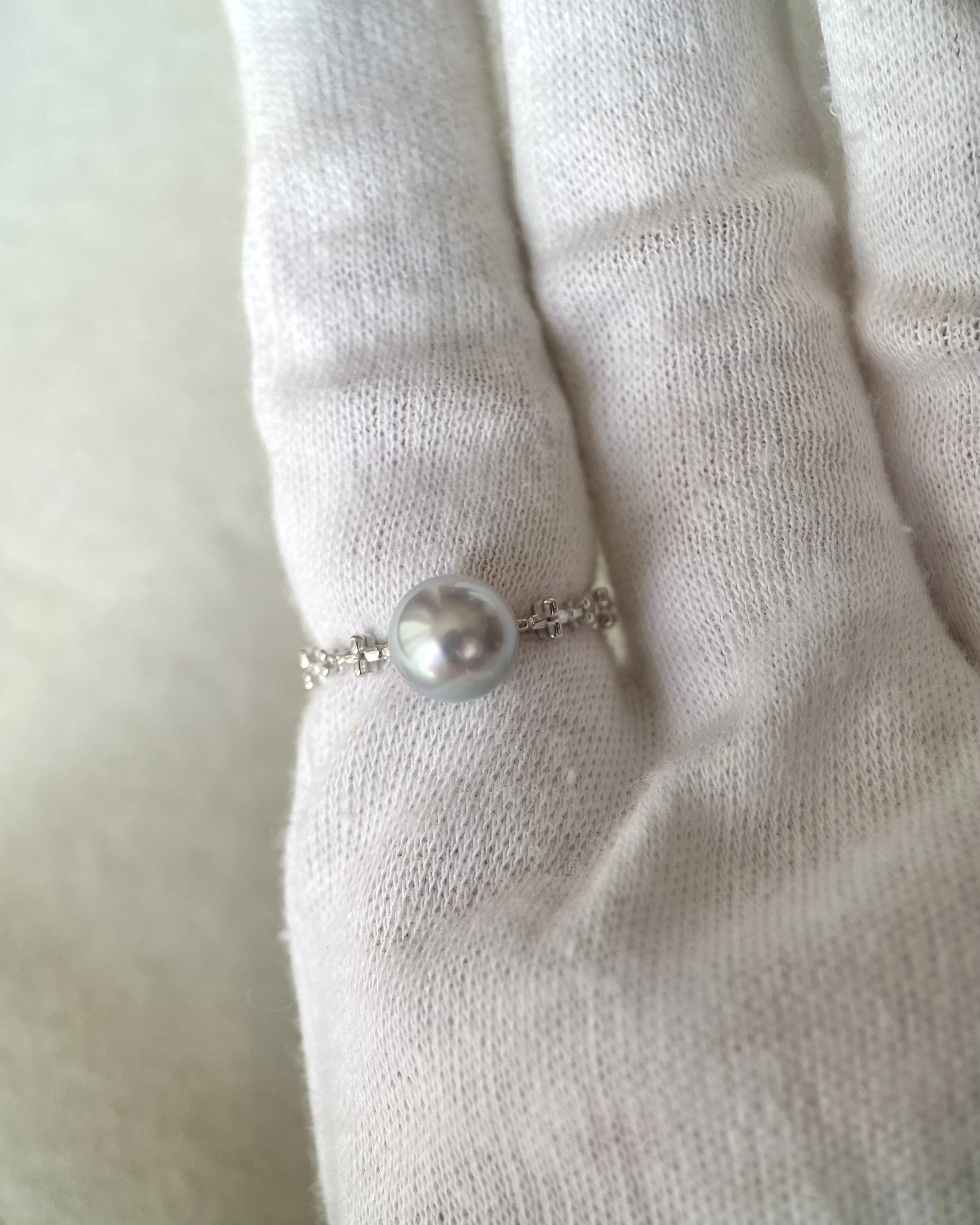 Exceptional 6A Mirror-Lustre Japanese Silver Grey Madama Akoya Pearl Ring 7.7mm, S925 Star-Cut Link Adjustable Band, Show Piece Starlit Pearls