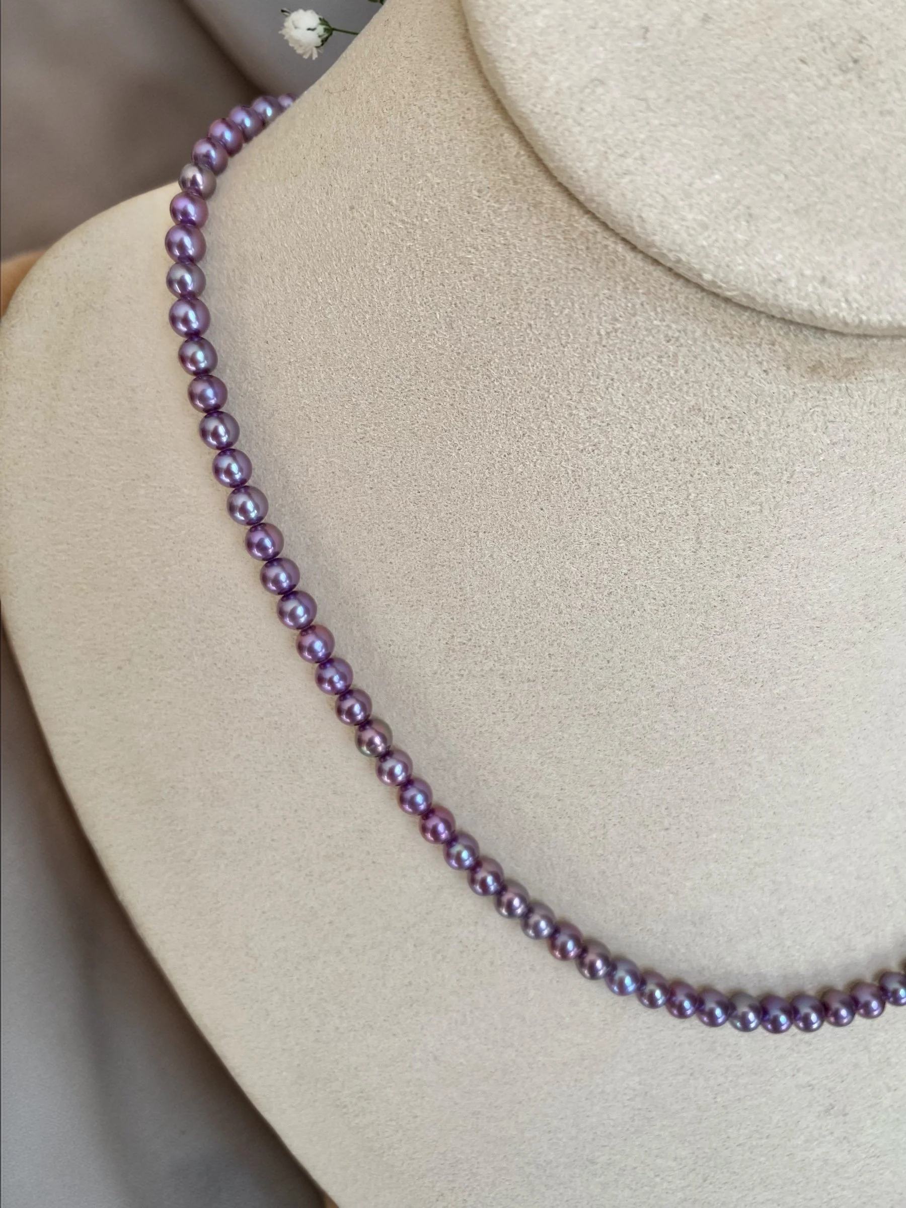 Collector’s Gr. Natural Midnight Plum Freshwater Pearl Necklace 4–4.5mm, Vivid Iridescent Colour Play, Silver Clasp, Purple Pearls Starlit Pearls