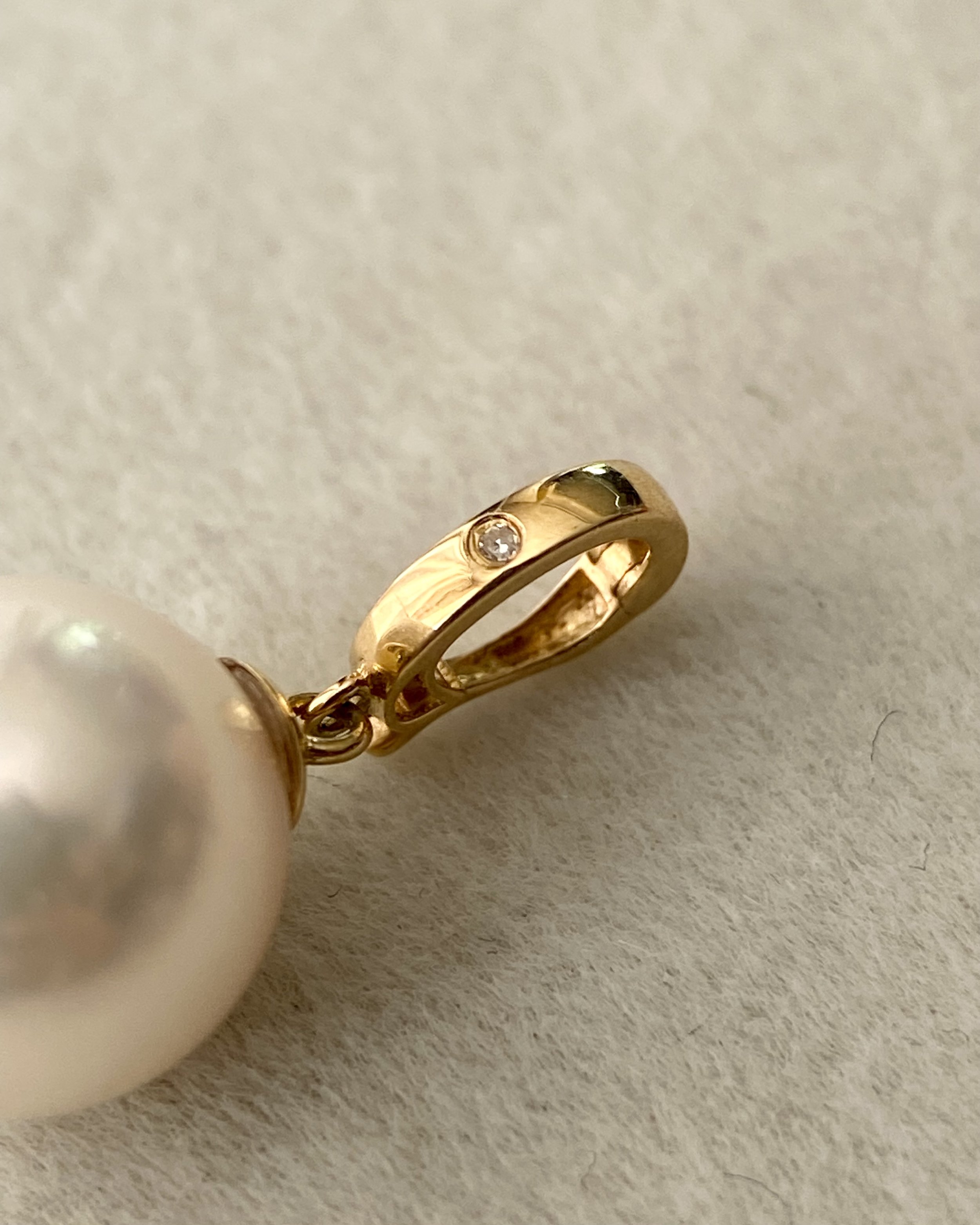 Rare 9.2mm Oversized Japanese White Akoya Pearl Pendant, Otsuki Pearl Origin, Pale Pink Overtone, Solid 18K Gold Open Clasp/D0.003CT Diamond Starlit Pearls