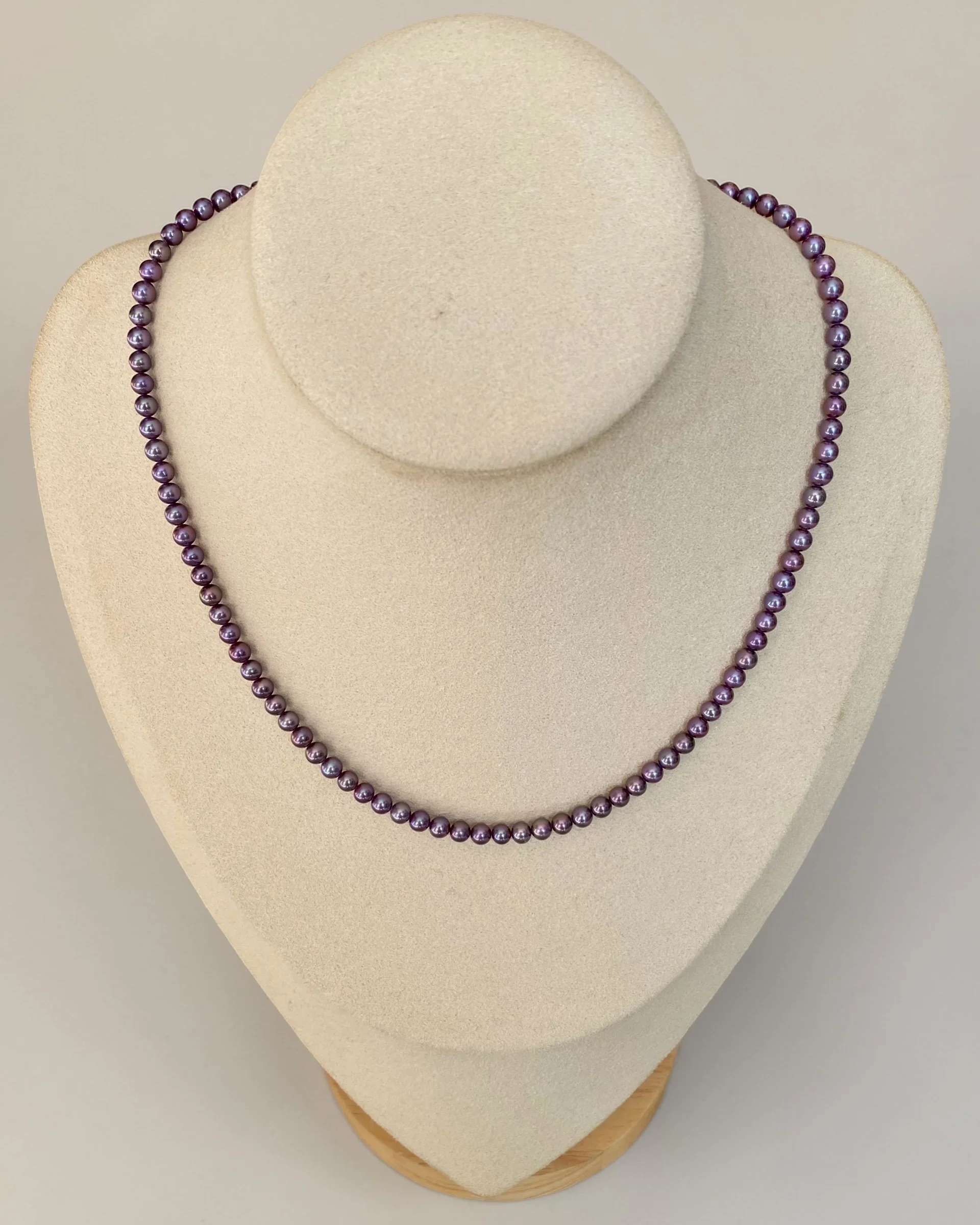 Collector’s Gr. Natural Midnight Plum Freshwater Pearl Necklace 4–4.5mm, Vivid Iridescent Colour Play, Silver Clasp, Purple Pearls Starlit Pearls