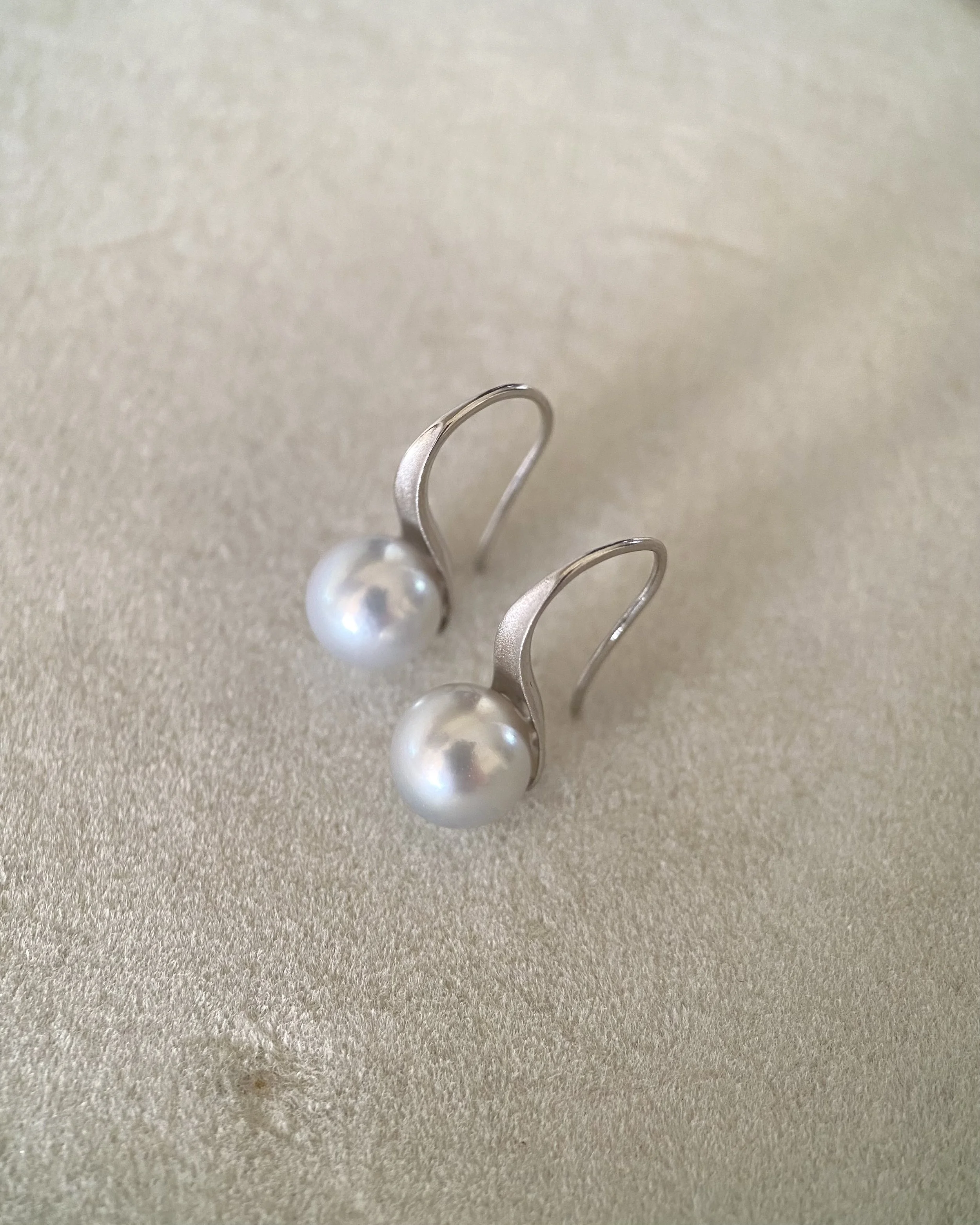 8.1mm Silver-Grey Blue Japanese Madama Akoya Pearl Hook Earrings, Mirror Lustre, Sculptural Satin-Brushed S925 Silver, Show Piece Starlit Pearls