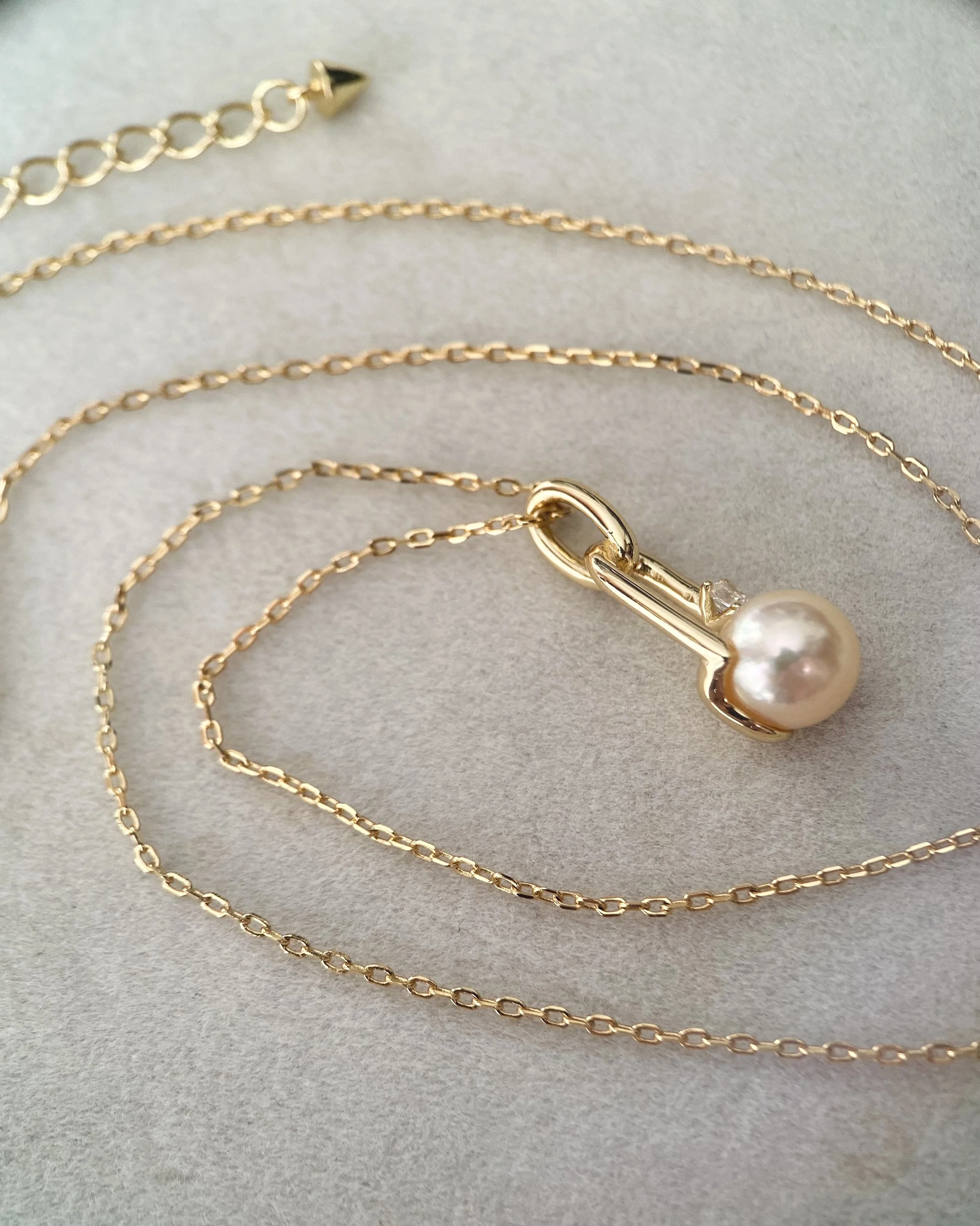 7.5mm Japanese “Golden Dawn” Akoya Pearl Pendant Necklace, Creamy-Gold, Paperclip-Style w/ Sturdy S925 Rolo Chain,Jewellery Showpiece Starlit Pearls