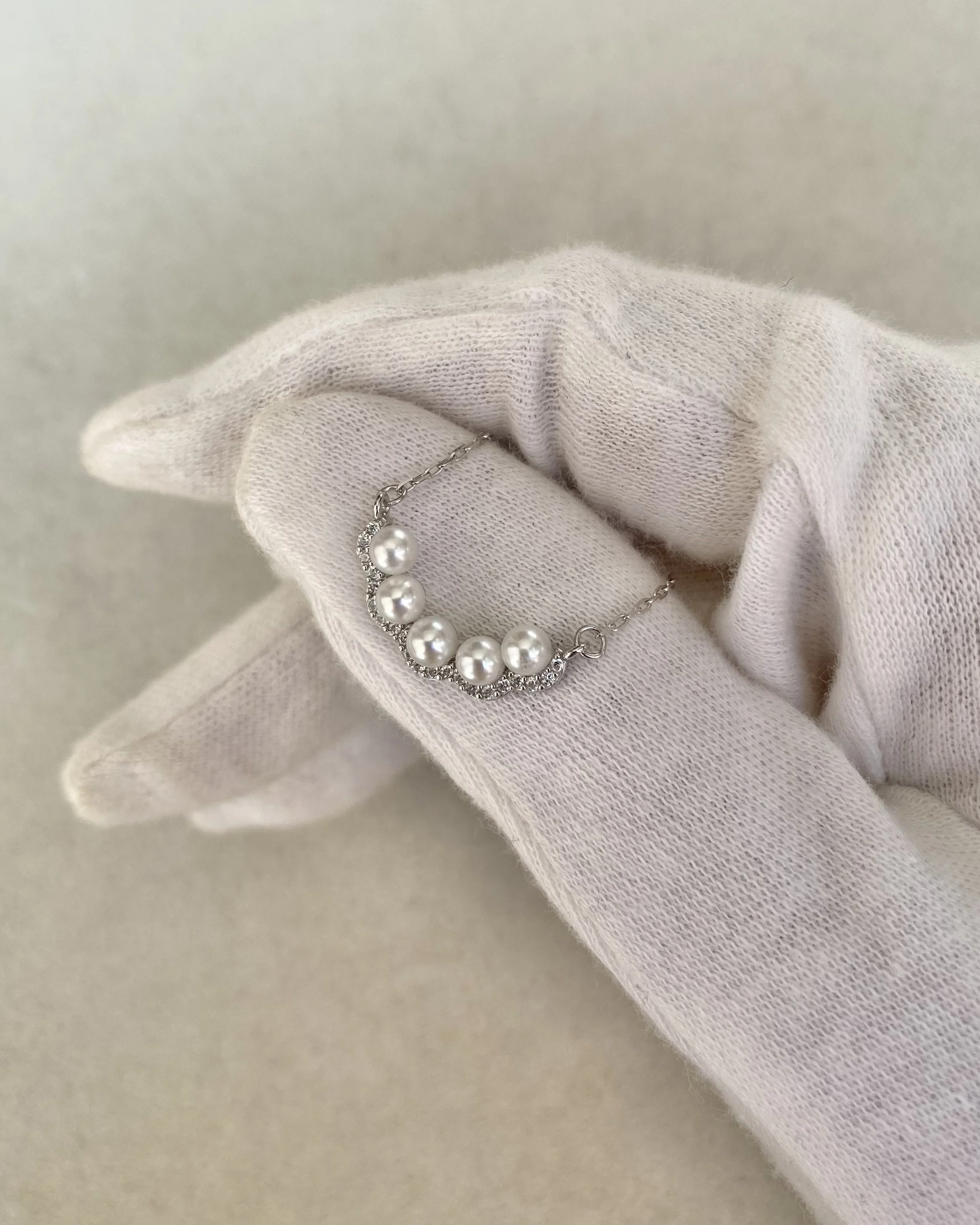 Top Gr Japanese White Sairindama Akoya Pearl Pendant Necklace 3.5–4mm , Sweet Pea Design with Sparkling CZ, S925 Silver, Show Piece Starlit Pearls