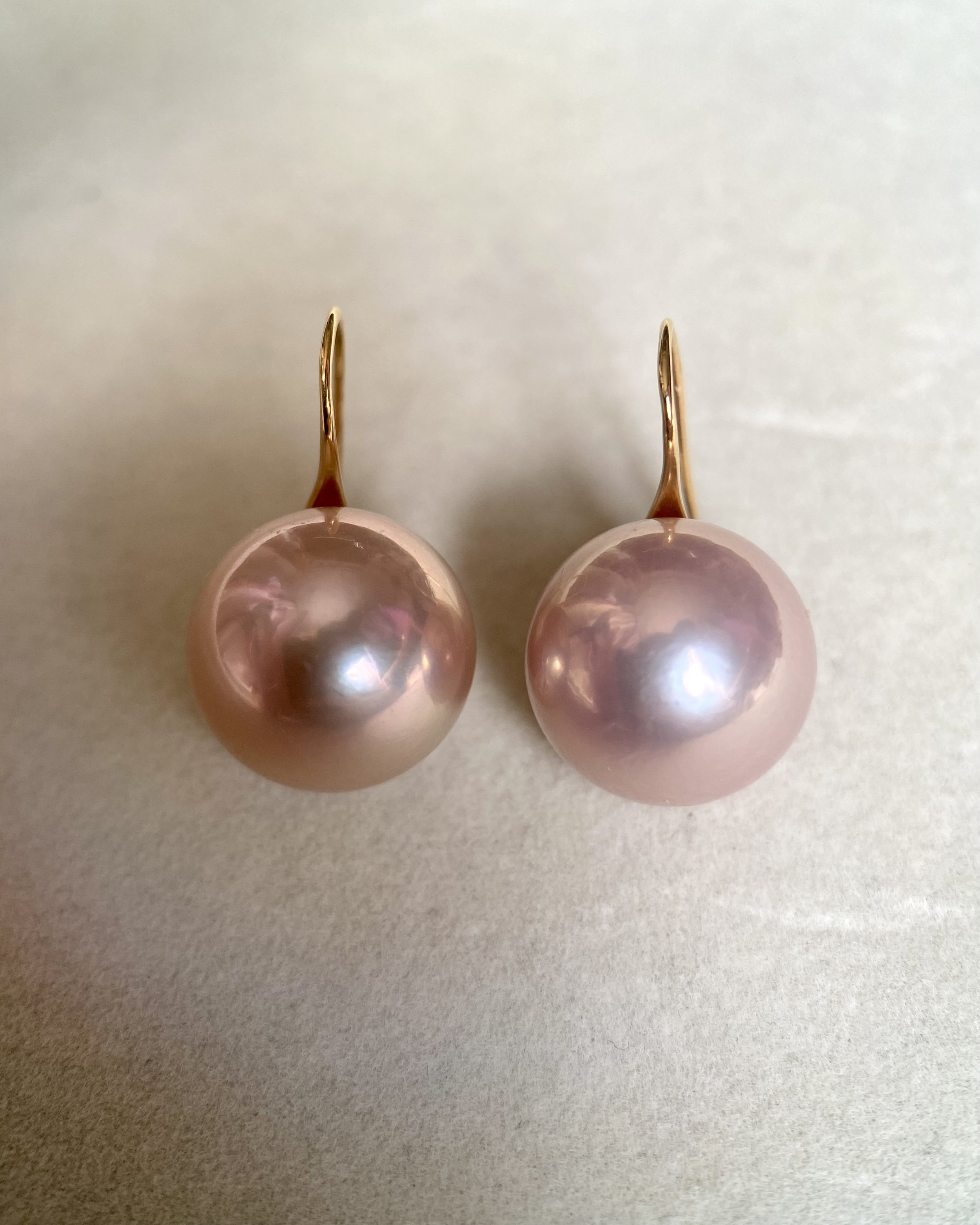 13.1mm Natural Rose-Lavender Freshwater Pearl Earrings, Candy Iridescence & Thick 18K Solid Gold Hooks Starlit Pearls
