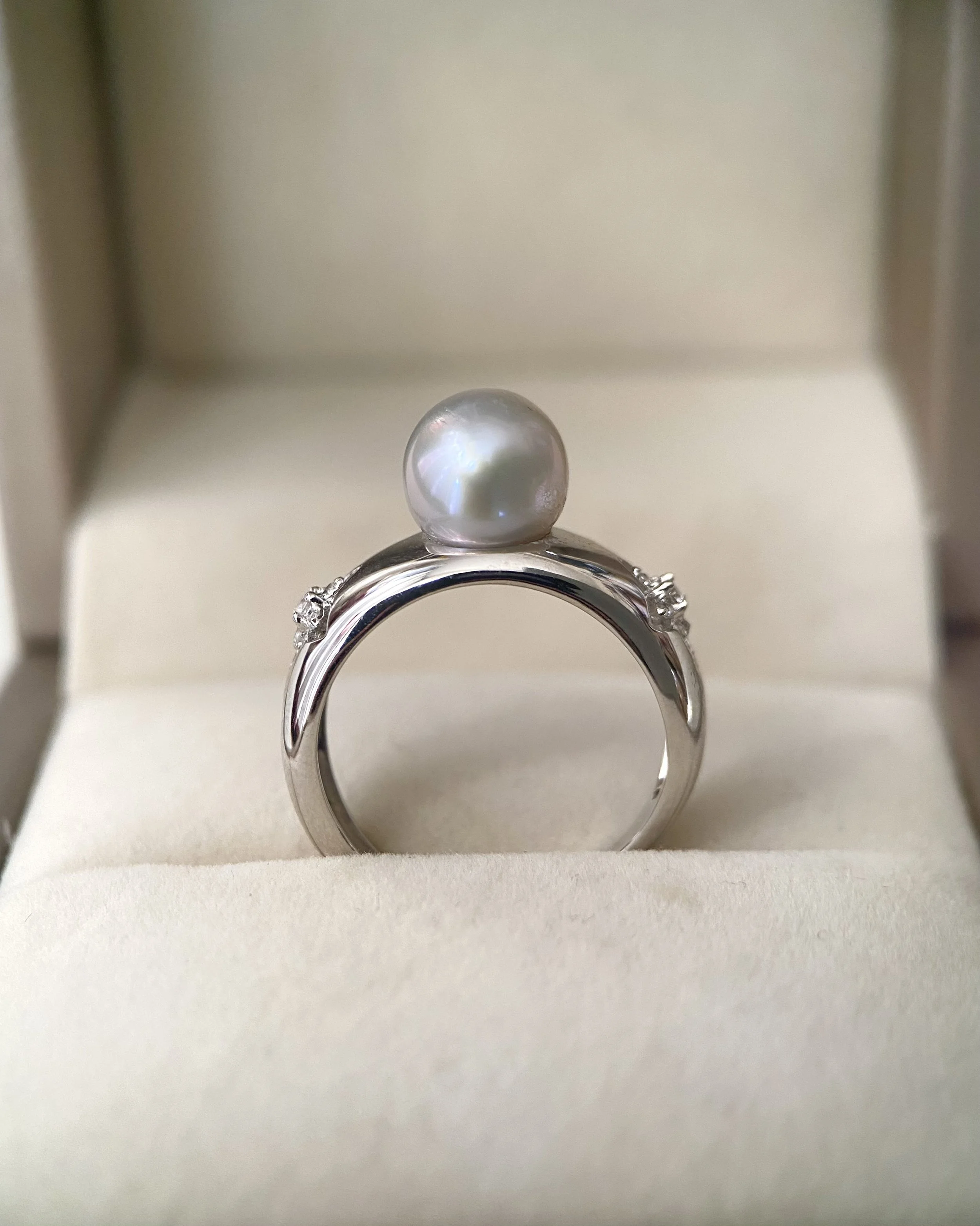 Natural Silver-Grey Japanese Madama Akoya Pearl Sculptural Ring 8.1mm, 3D Openwork Floral S925 Sterling Silver, Exhibition Piece Starlit Pearls