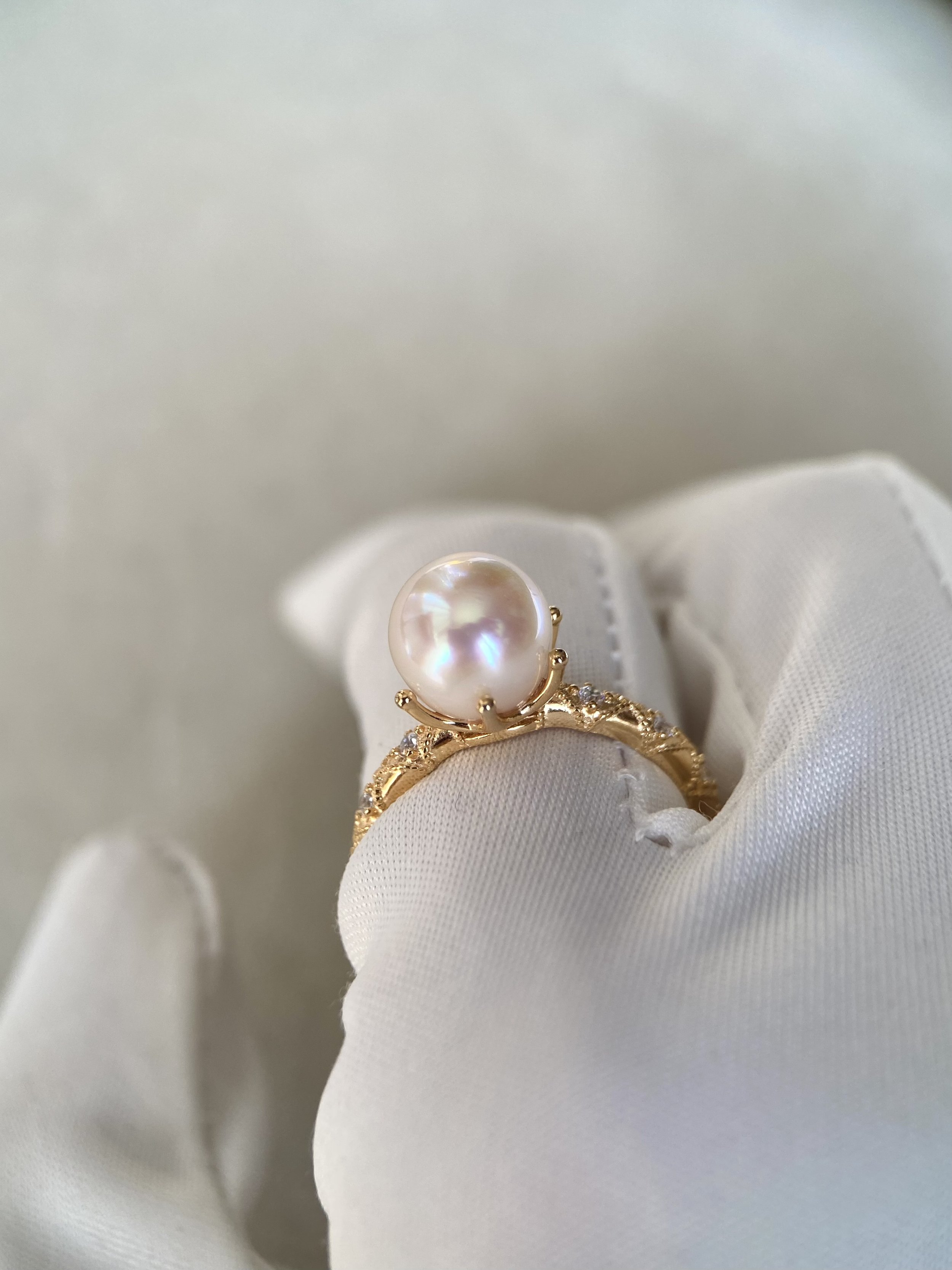 8.8mm Japanese Sakura Pink Akoya Pearl Ring, Brilliant Lustre, Buccellati-Style S925 Silver Engraved Band, Pearl from Renowned Otsuki Pearl Starlit Pearls