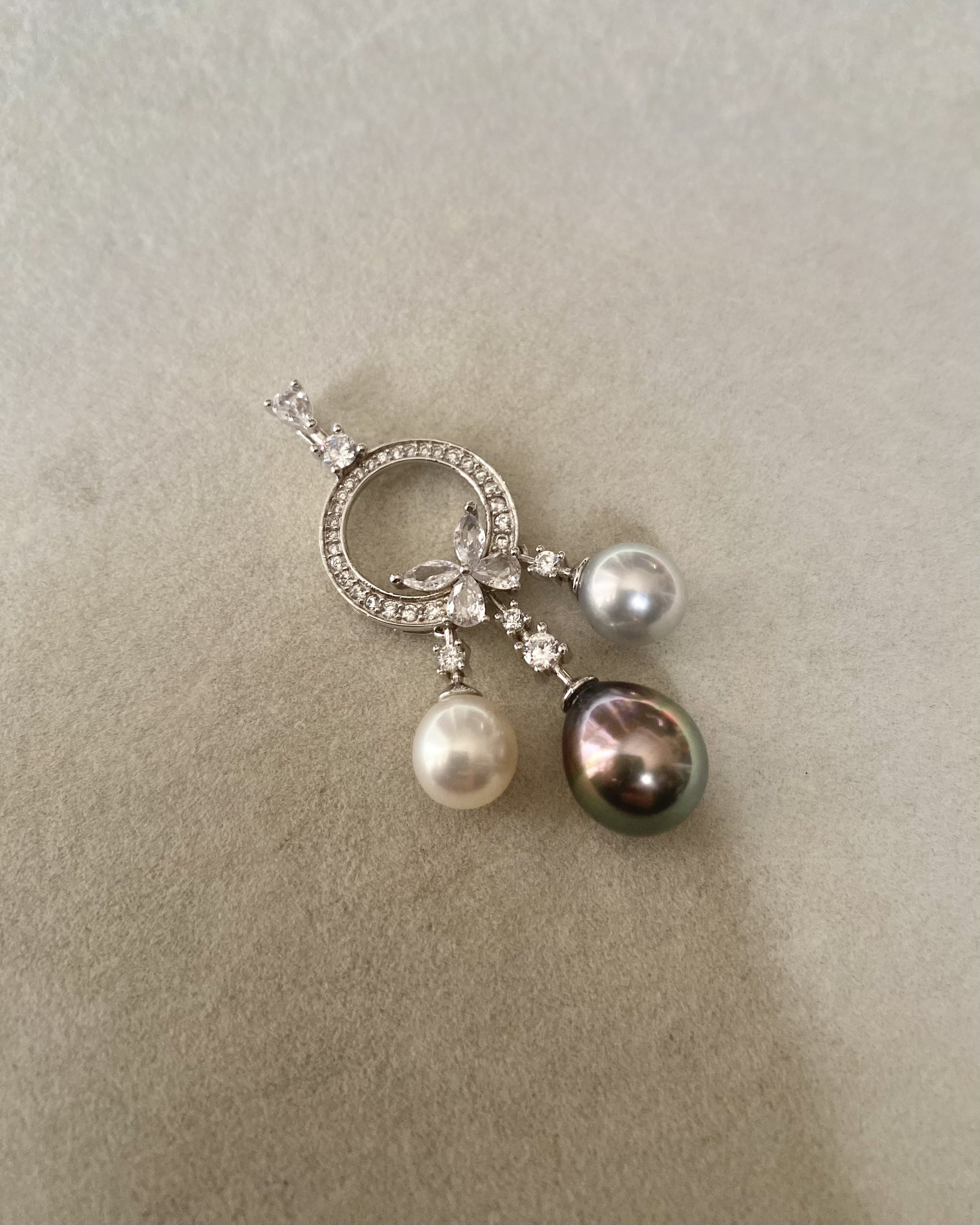 11.5mm Tahitian Peacock Green Baroque South Sea Pearl Pendant, 8mm Japanese White_Silver Madama Akoya Pearls, 925 Dreamcatcher Design Starlit Pearls