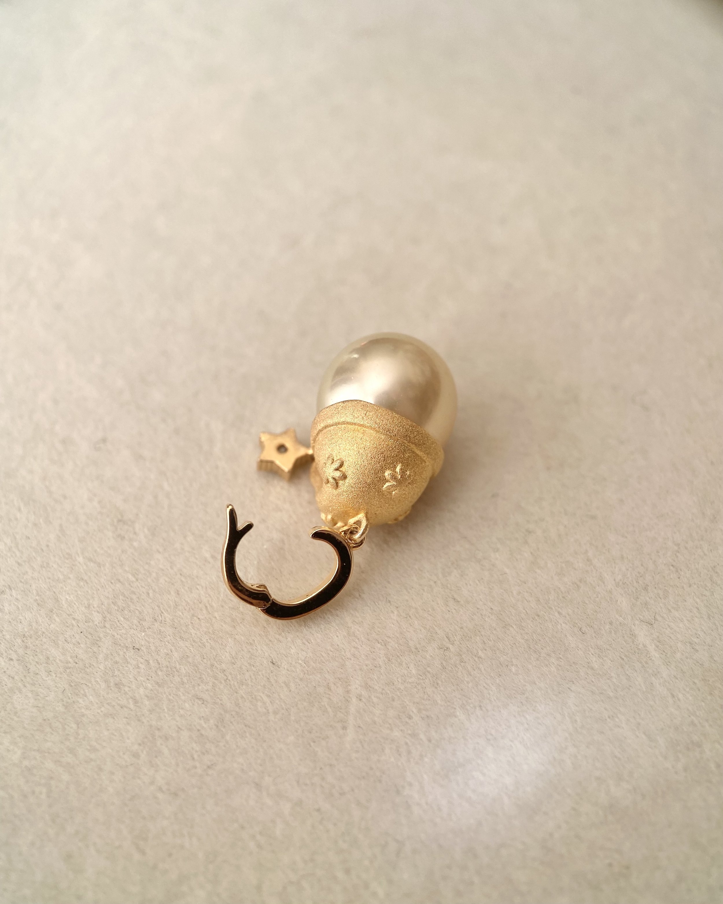 11.7mm Japanese Amami Ōshima Lemon-Gold Pearl Pendant, 6A Lustre, Fairy Nightcap Star in Matte Sand-Gold S925, Rare Exhibition Find Starlit Pearls