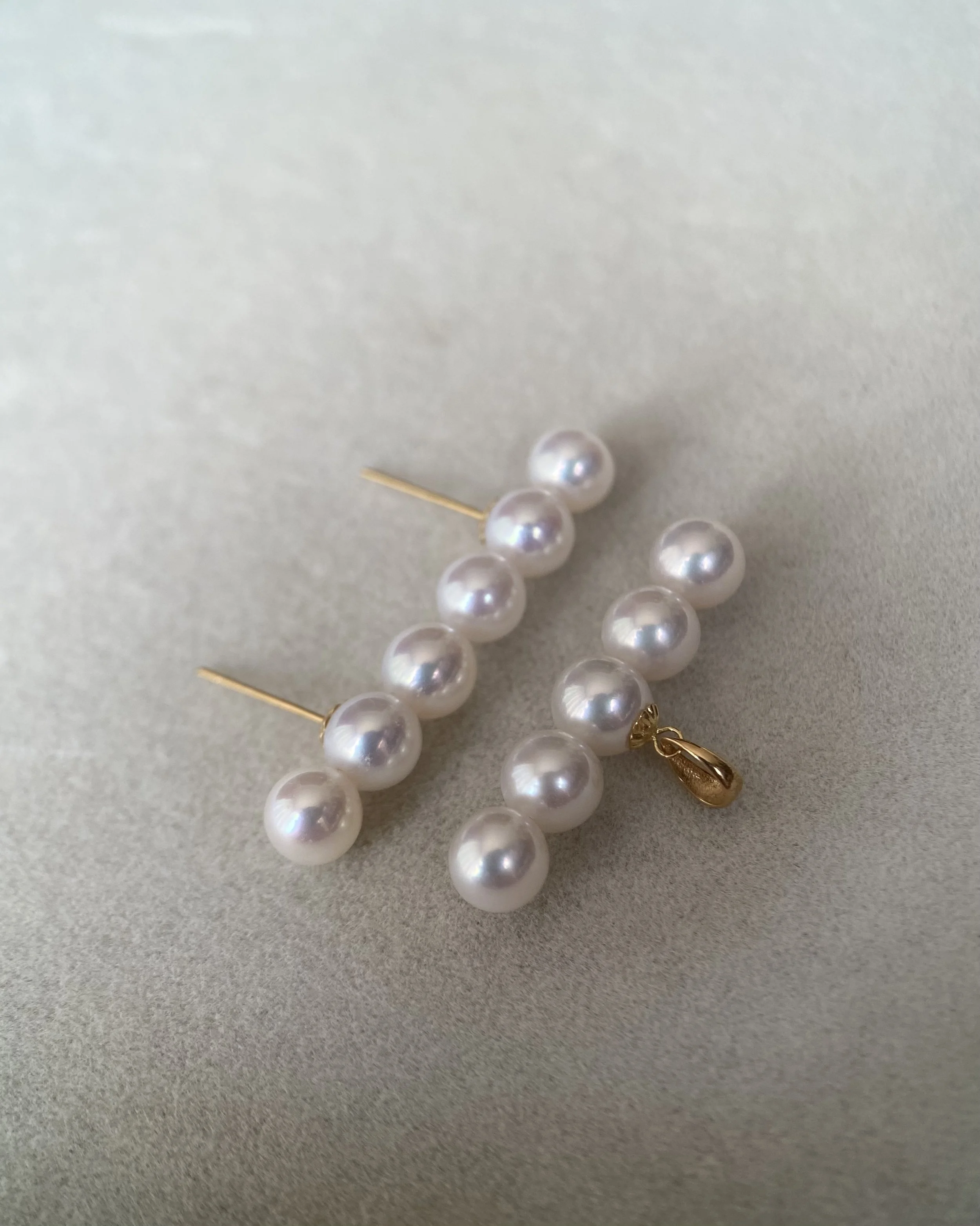 Solid 18K Gold_Top-Gr Aurora Freshwater Pearl Pendant & Earrings Set, Perfectly Matched 5.2mm Pearls, Collector-Gr Luxury Jewellery Starlit Pearls