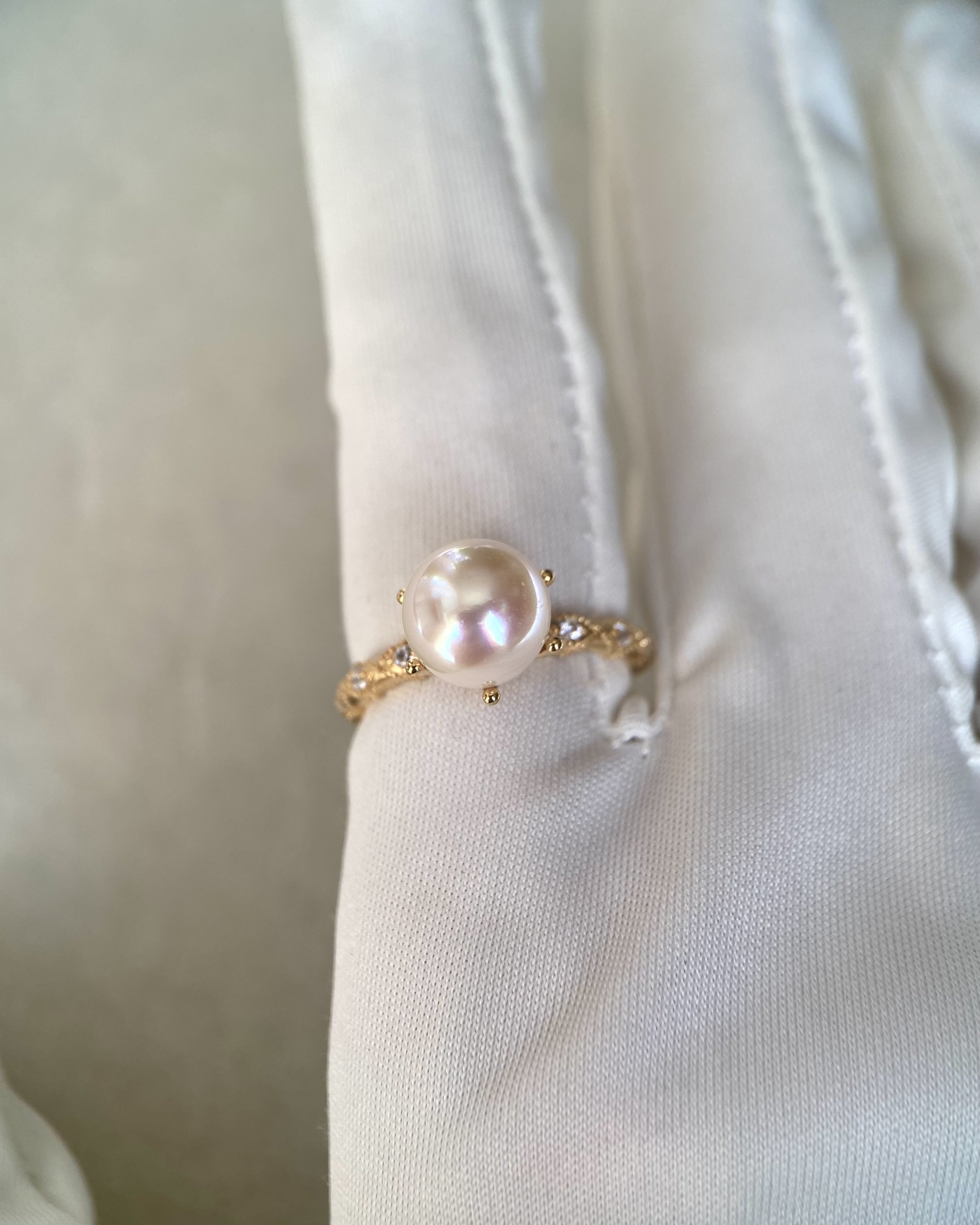 8.8mm Japanese Sakura Pink Akoya Pearl Ring, Brilliant Lustre, Buccellati-Style S925 Silver Engraved Band, Pearl from Renowned Otsuki Pearl Starlit Pearls