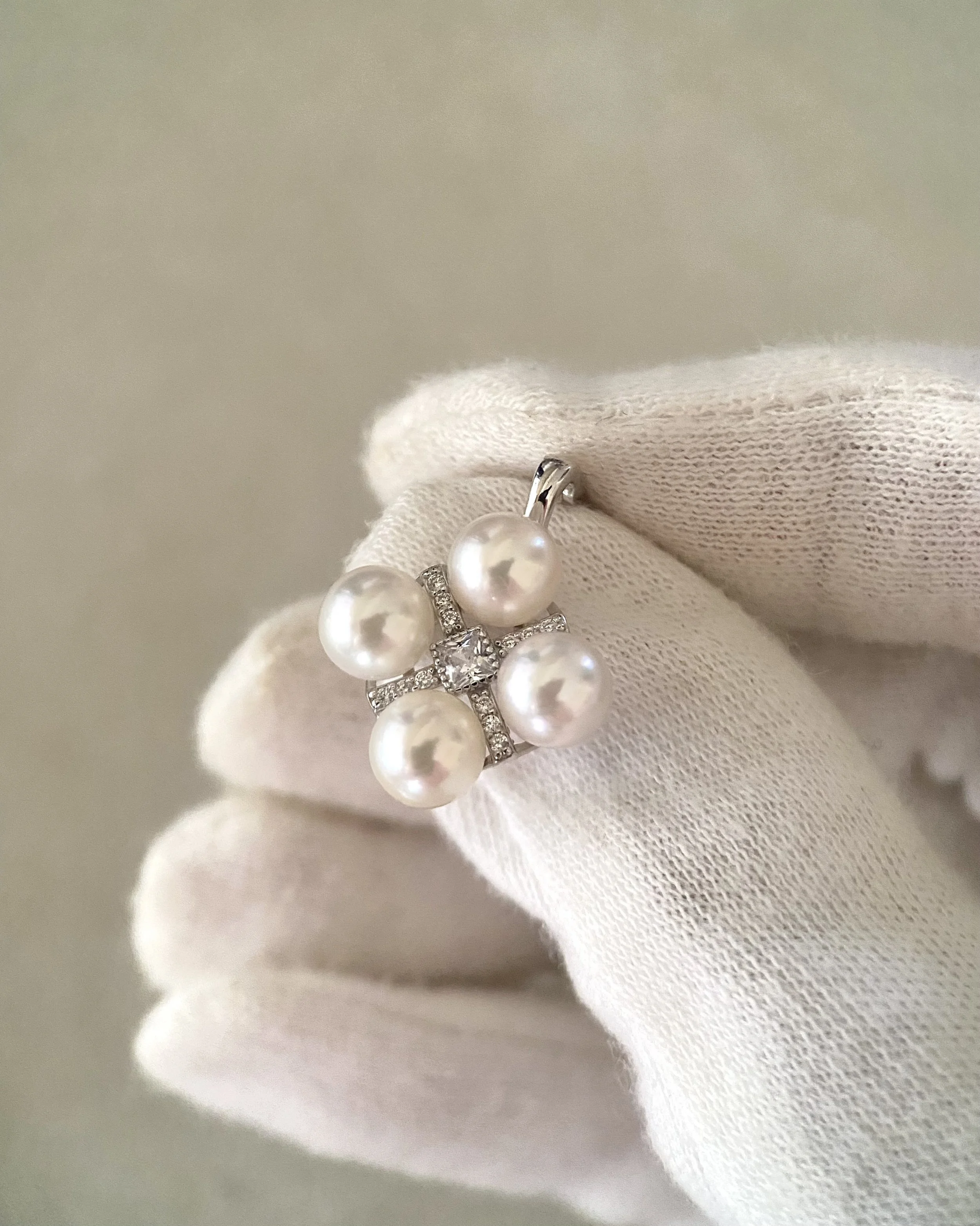 White Japanese Four-Akoya Pearl Floral Cross Pendant 6.2mm, Pink Overtones & Luminous Lustre, S925 Silver Openable Bail, Gift for Her Starlit Pearls