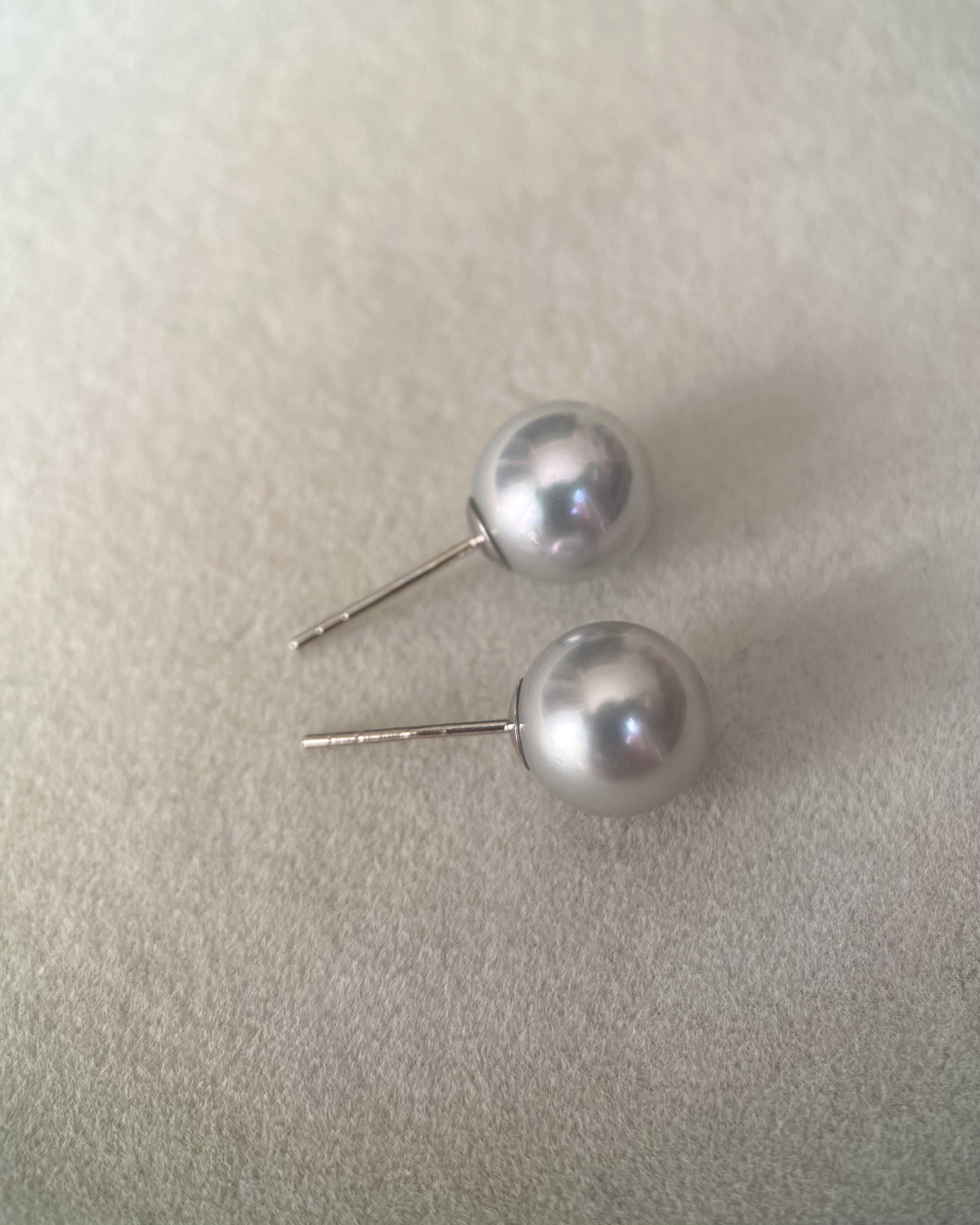 Collector Gr_Giant 9mm Natural Silver Grey Japanese Madama Akoya Pearl Stud Earrings, Solid 18K White Gold, Mirror Metallic Lustre Starlit Pearls