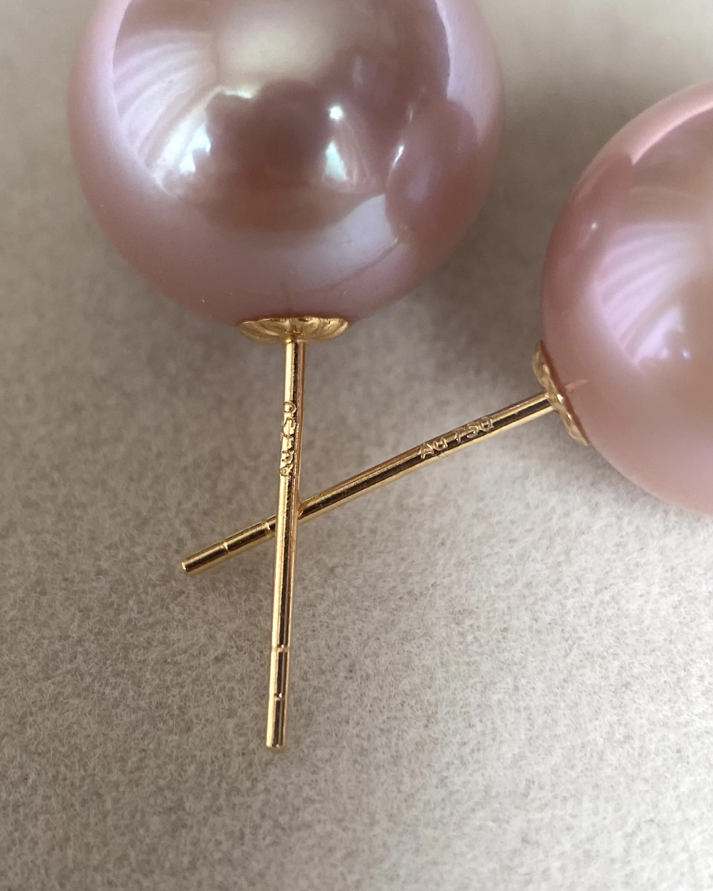 12.5–13mm Natural Dusty Rose Freshwater Pearl Stud Earrings, 18K Solid Gold Posts, Giant Round Pink Pearls, Undyed Natural Colour Starlit Pearls