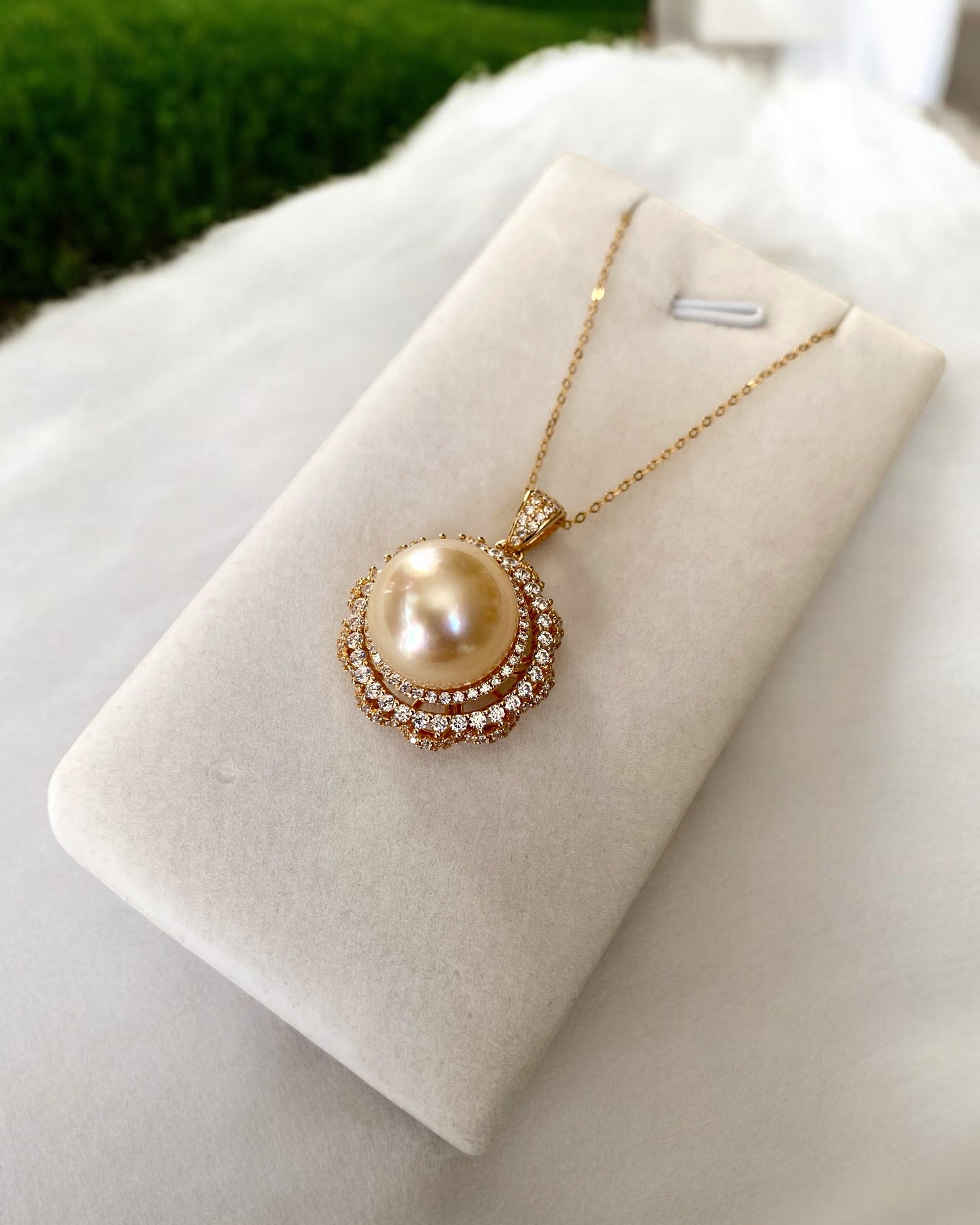 Stunning 13mm Phoenix Australian Golden South Sea Pearl Pendant, Satin Lustre, Rare Rotating Wheel of Fortune Setting, Jewellery Showpiece Starlit Pearls