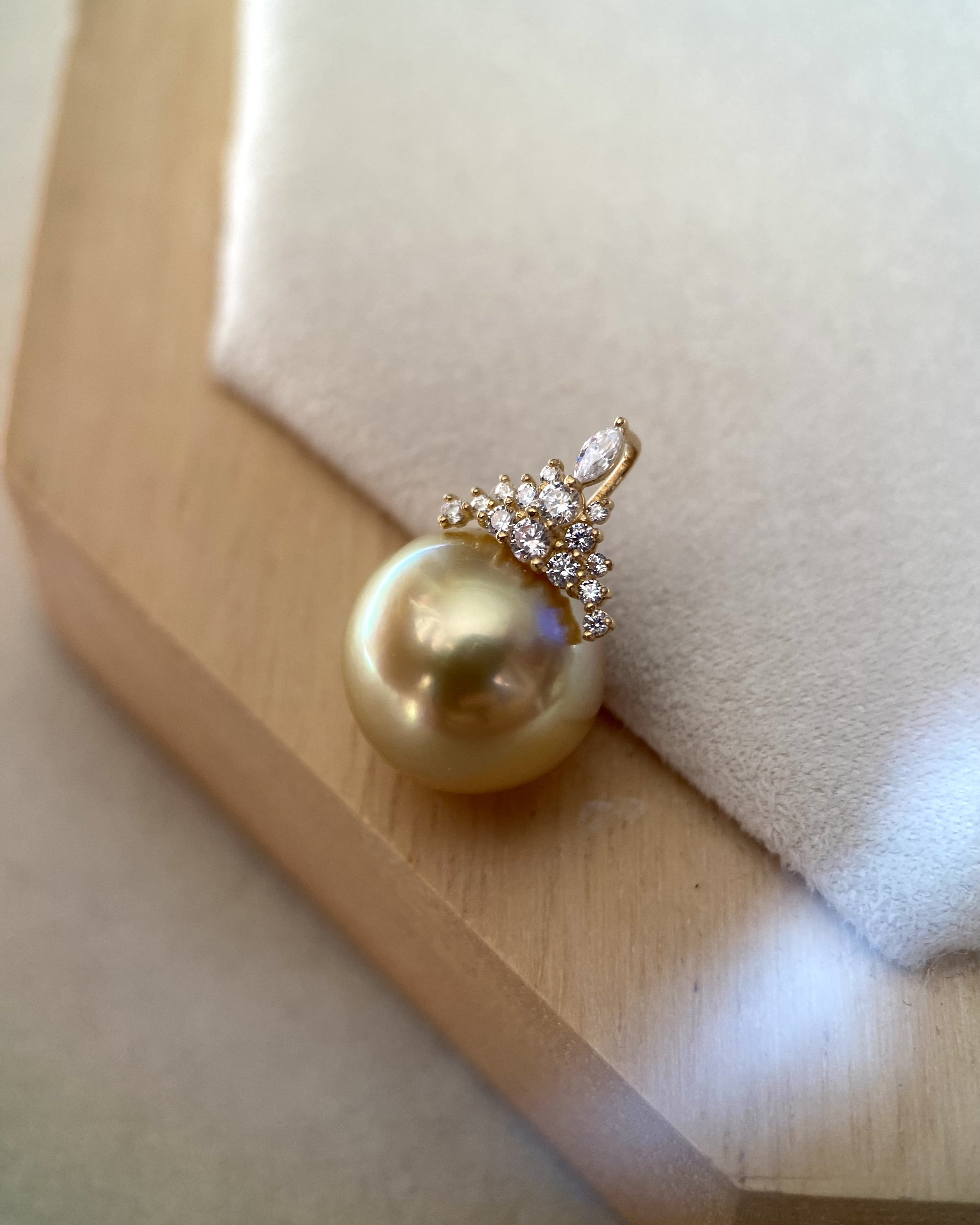 Rare 11.5-12mm Japanese Golden Amami Ōshima Pearl Pendant, Deep Molten Gold Lustre, Flawless, G18K Solid Gold Regal Crown Setting with CZ
