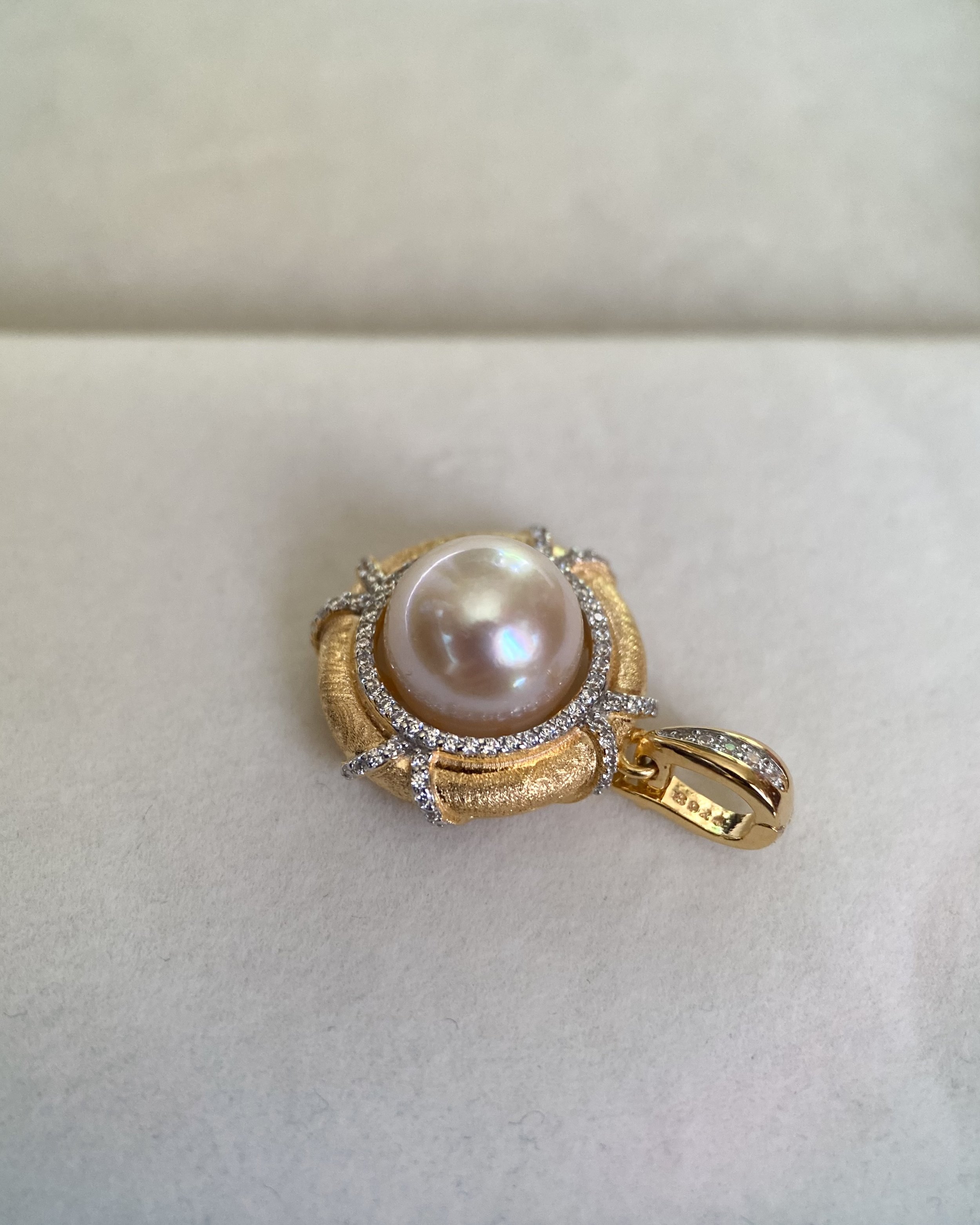 Rare Oversized 9.5-10mm Japanese Pink Akoya Pearl Pendant, Flawless, Japan-Made Vintage Court Style, Matte-Finish S925 Silver Starlit Pearls