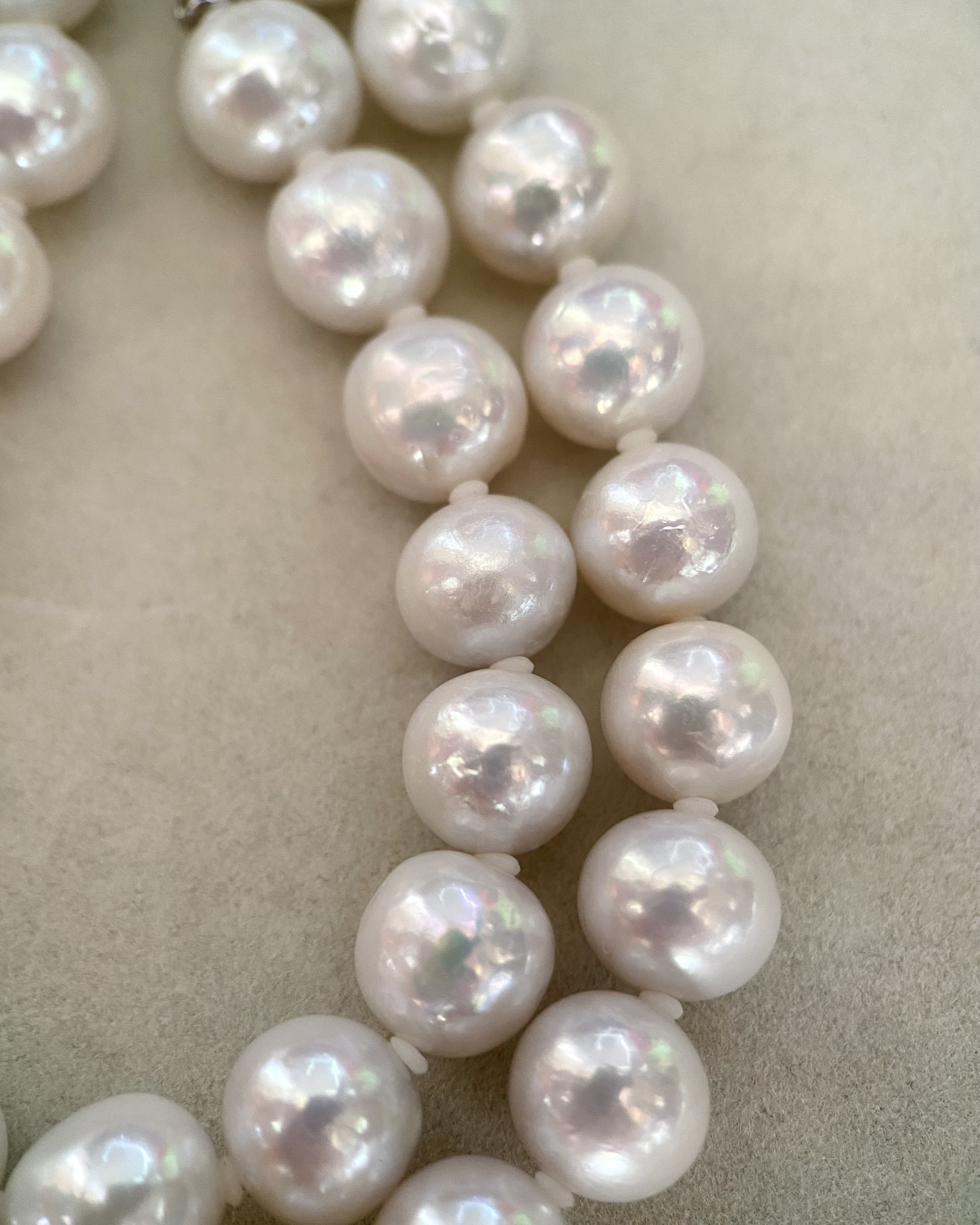 Premium 9-9.5mm Glacial White Freshwater Pearl Necklace, Striking Lustre, Pale Pink Overtones, Japanese Original S925 Multi-Function Clasp Starlit Pearls