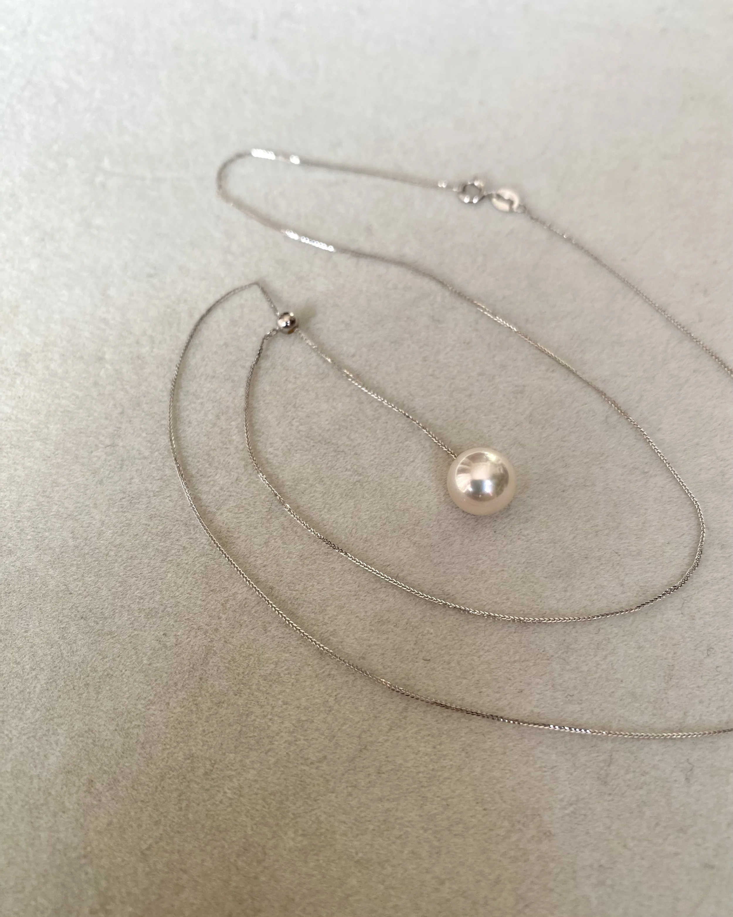 Top Gr. “Specially Selected” Japanese Crystal White Akoya Pearl Necklace, 7A Lustre, Solid 18K White Gold Vine Adjustable Chain 17.9" Starlit Pearls