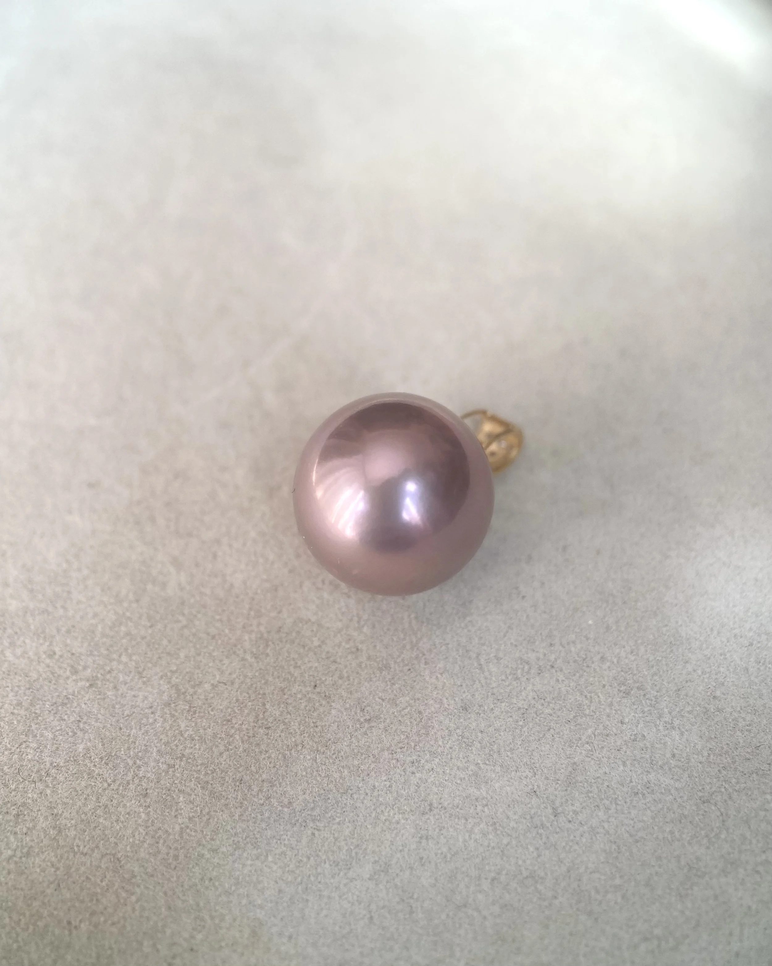 13.5mm Giant Antique Fuchsia Freshwater Pearl Pendant, Heavy 18K Solid Gold Pavé Bail, Mirror-Lustre, Round Statement Purple Pearl Starlit Pearls