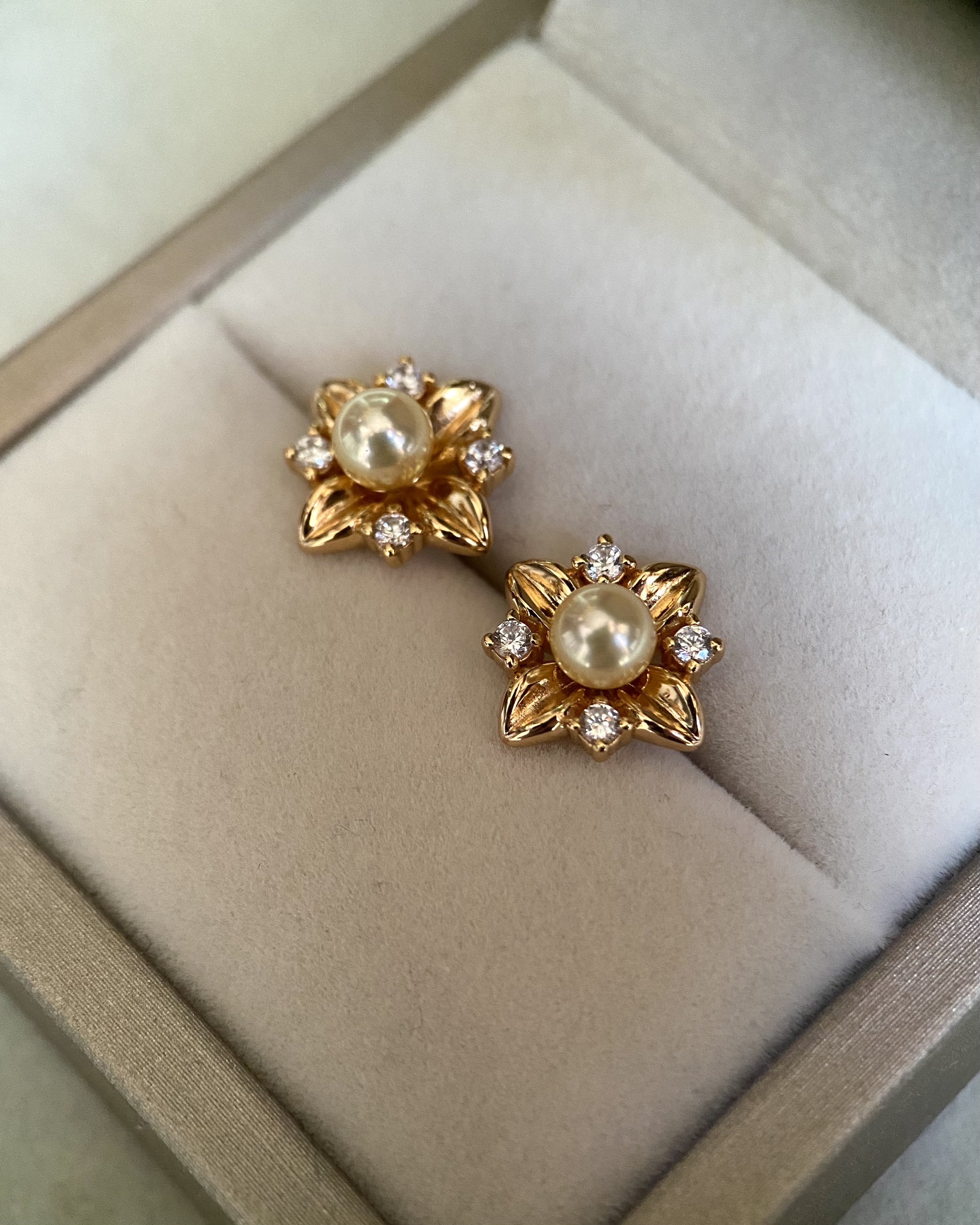 Top-Tier 5.1mm Japanese 'Golden Dawn' Aurora Sairindama Akoya Pearl Earrings, Dual-Wear Detachable Japanese-Made S925 Silver Floral Settings