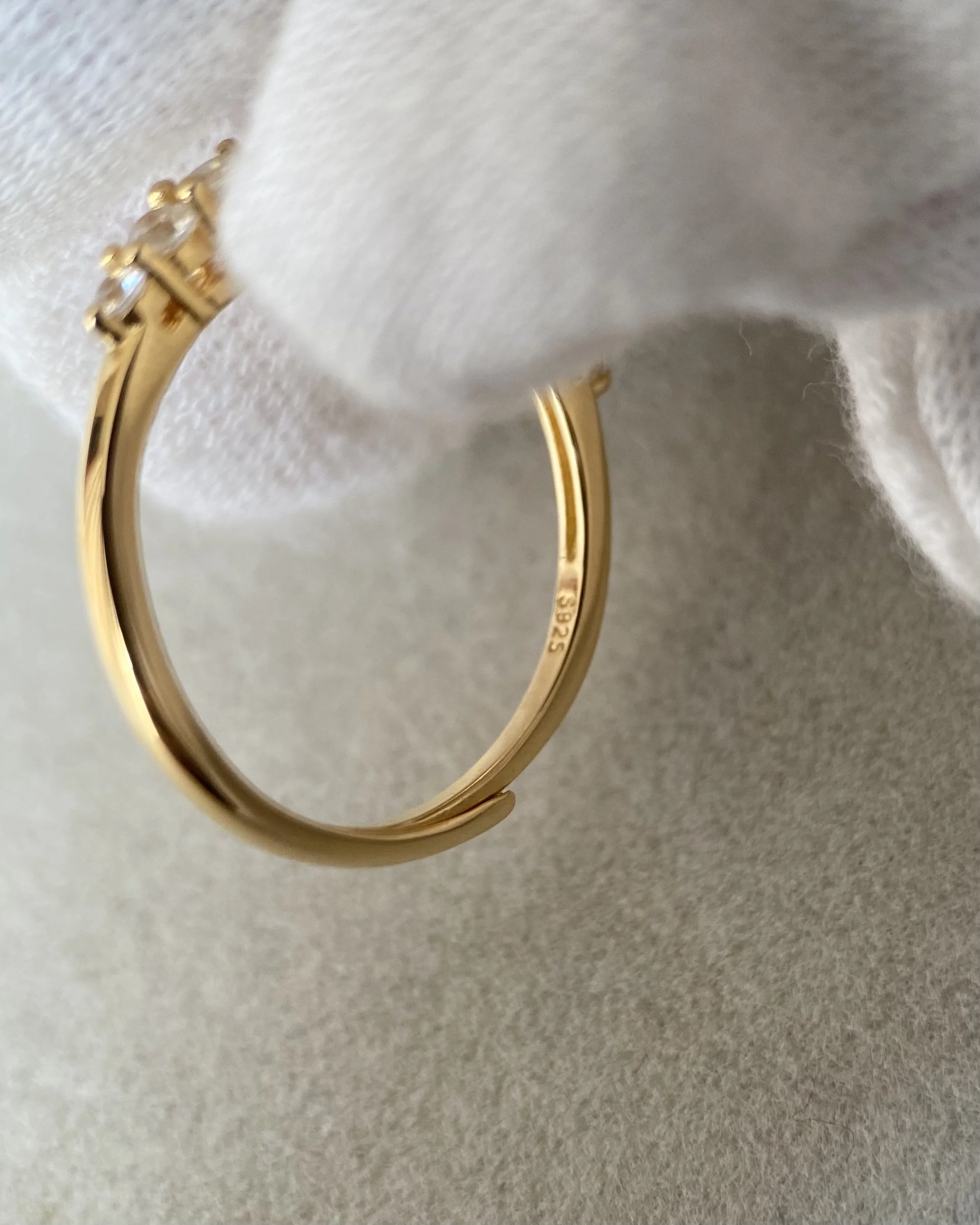 Elegant 8.6mm Japanese Akoya Pearl Ring, White with Soft Pink Overtone, Sparkling CZ Vine S925 Silver Band, Jewellery Showpiece Starlit Pearls