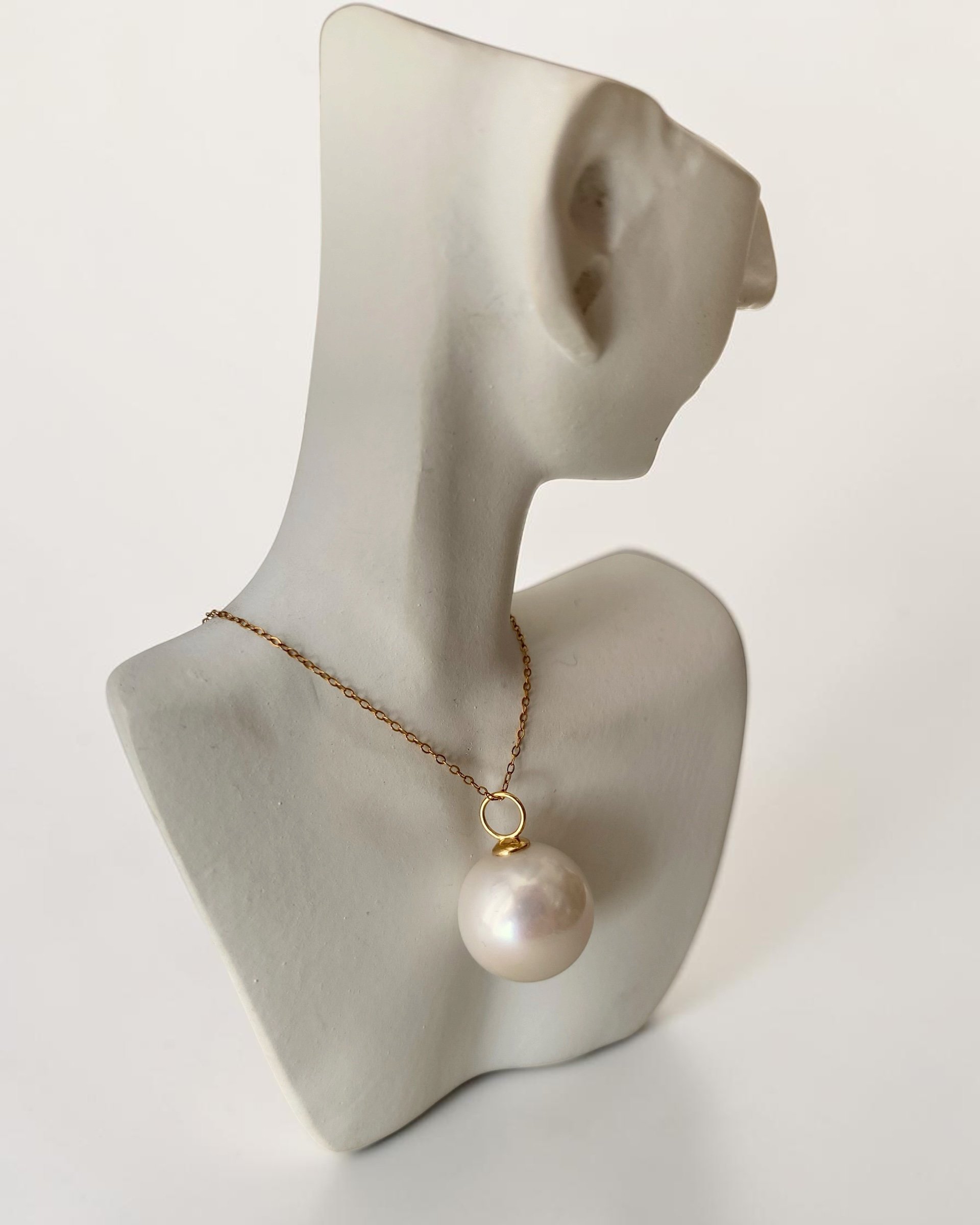 Giant Premium 14.4mm Crystal White Freshwater Pearl Pendant, Soft Pink Overtone, Solid 18K Gold Thick Bail – Ideal for Weddings Starlit Pearls