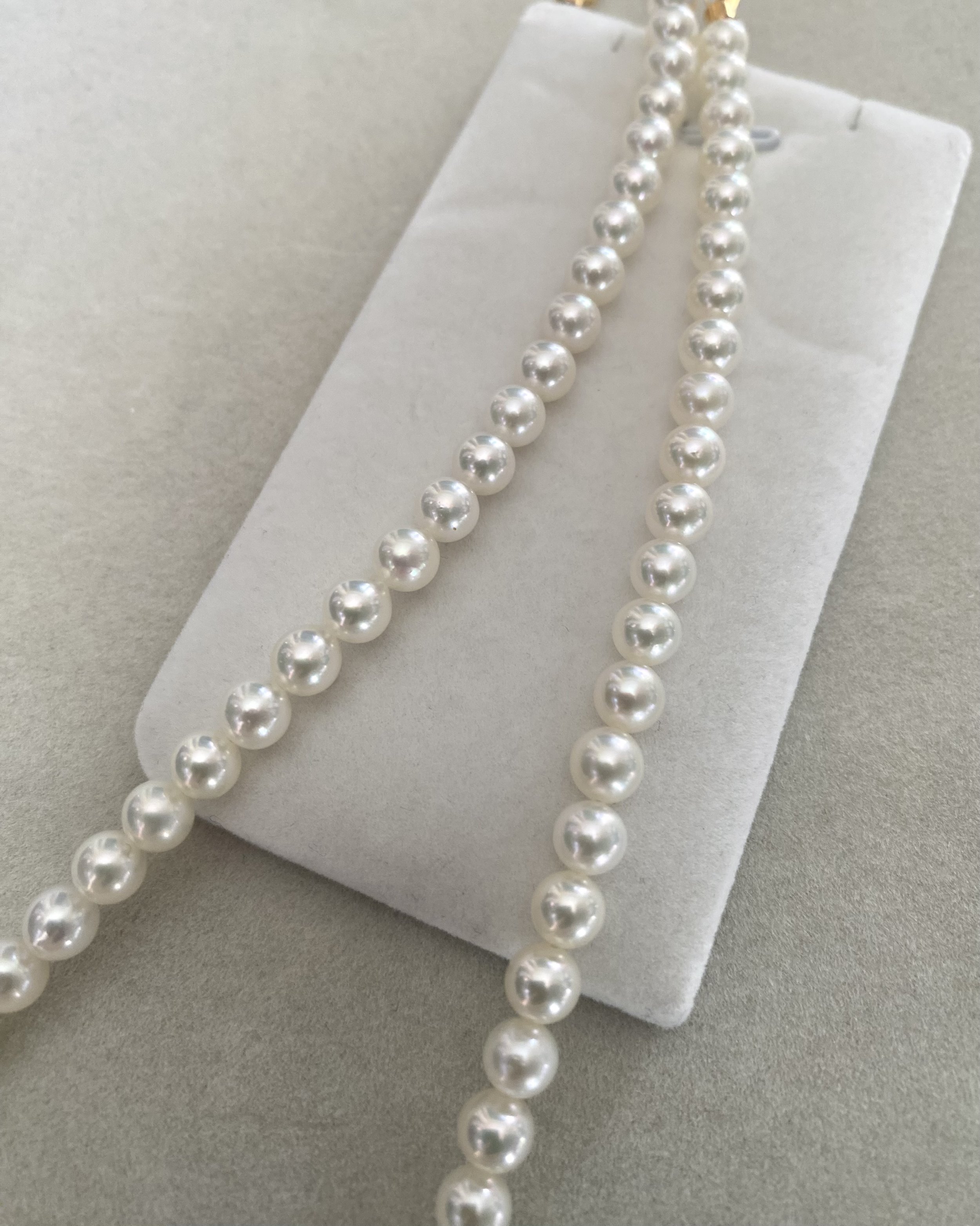 Extremely Rare Top-Grade 5.5-6mm Japanese Bright White Koshimono Akoya Pearl Necklace, Pearl Institute Certified, Japan-Made 18K Gold Clasp Starlit Pearls