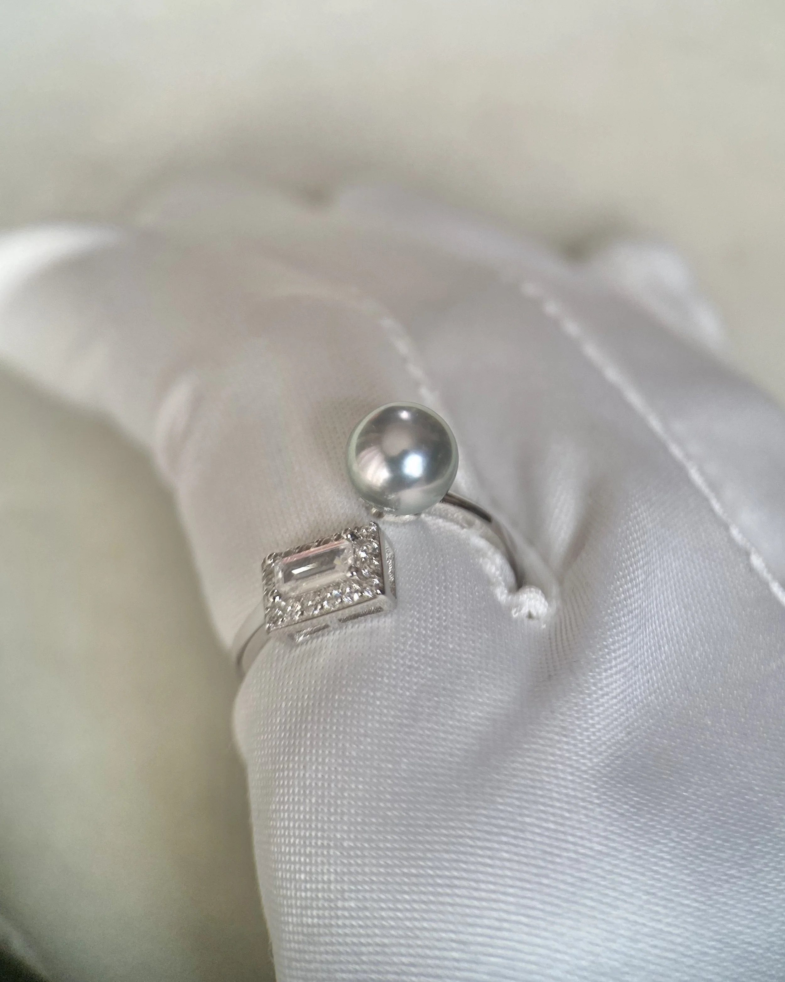 Japanese Natural Silver-Grey Madama Akoya Pearl Ring 7mm, Mirror Lustre, Minimalist Contemporary Open Design, S925 Silver_Baguette CZ Starlit Pearls