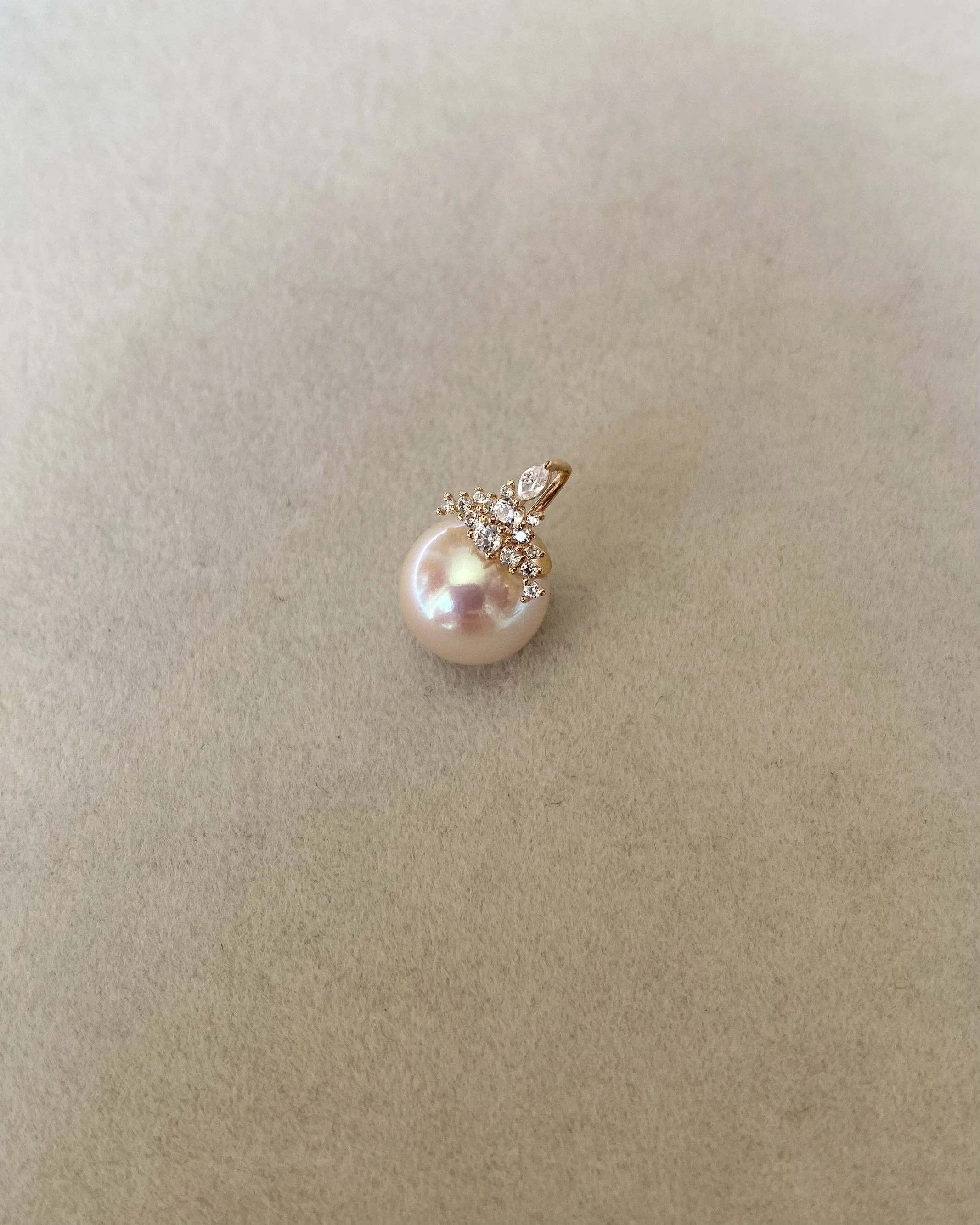 Rare 9.2mm Giant Japanese Natural Sakura Pink Koshimono Akoya Pearl Pendant, Tennyo-Quality, Solid 18K Gold Crown Setting Starlit Pearls