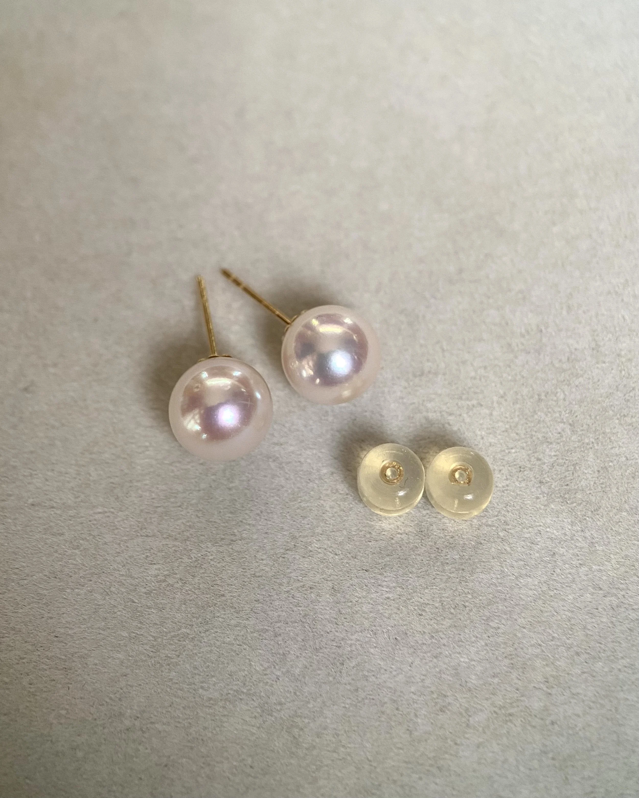 18K Solid Gold_Rare 8.5mm Sakura-Pink Japanese Koshimono Akoya Pearl Earrings, Tennyo Quality with 6A Aurora Lustre Starlit Pearls
