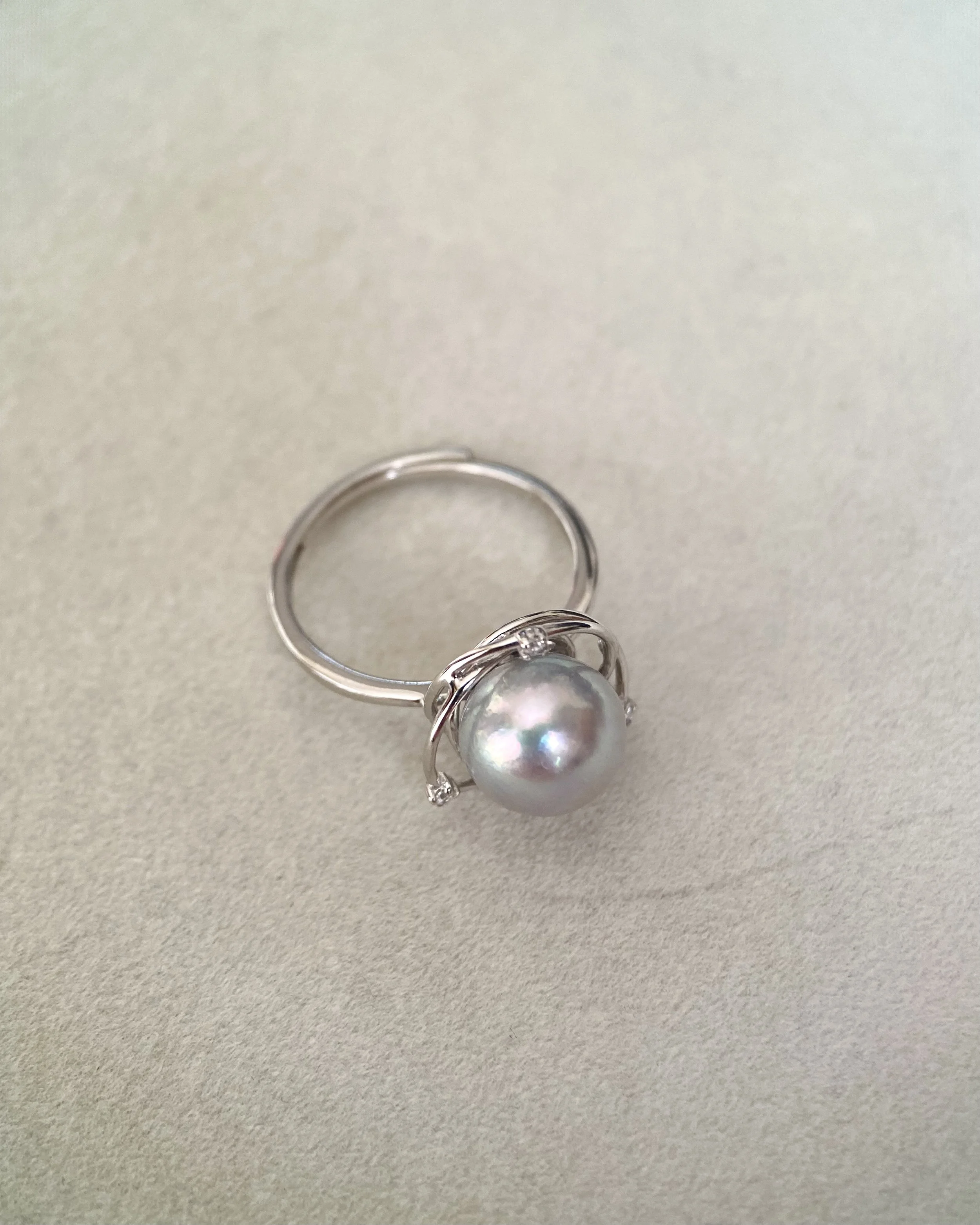 Giant 9.2mm Natural Crystal Silver-Grey Japanese Madama Akoya Pearl Ring, Rainbow Overtones, Celestial Orbit-Inspired S925 Silver Starlit Pearls