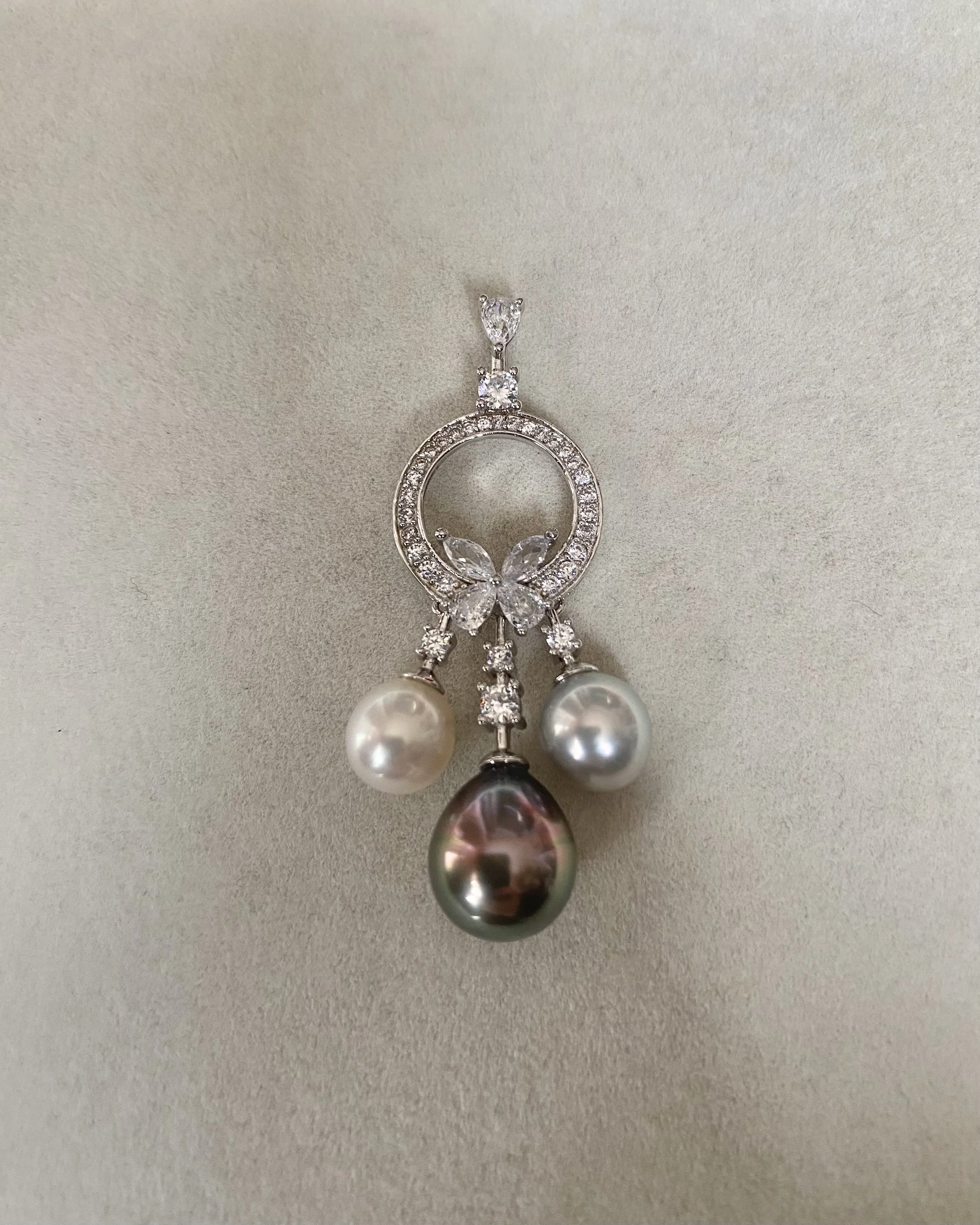 11.5mm Tahitian Peacock Green Baroque South Sea Pearl Pendant, 8mm Japanese White_Silver Madama Akoya Pearls, 925 Dreamcatcher Design Starlit Pearls