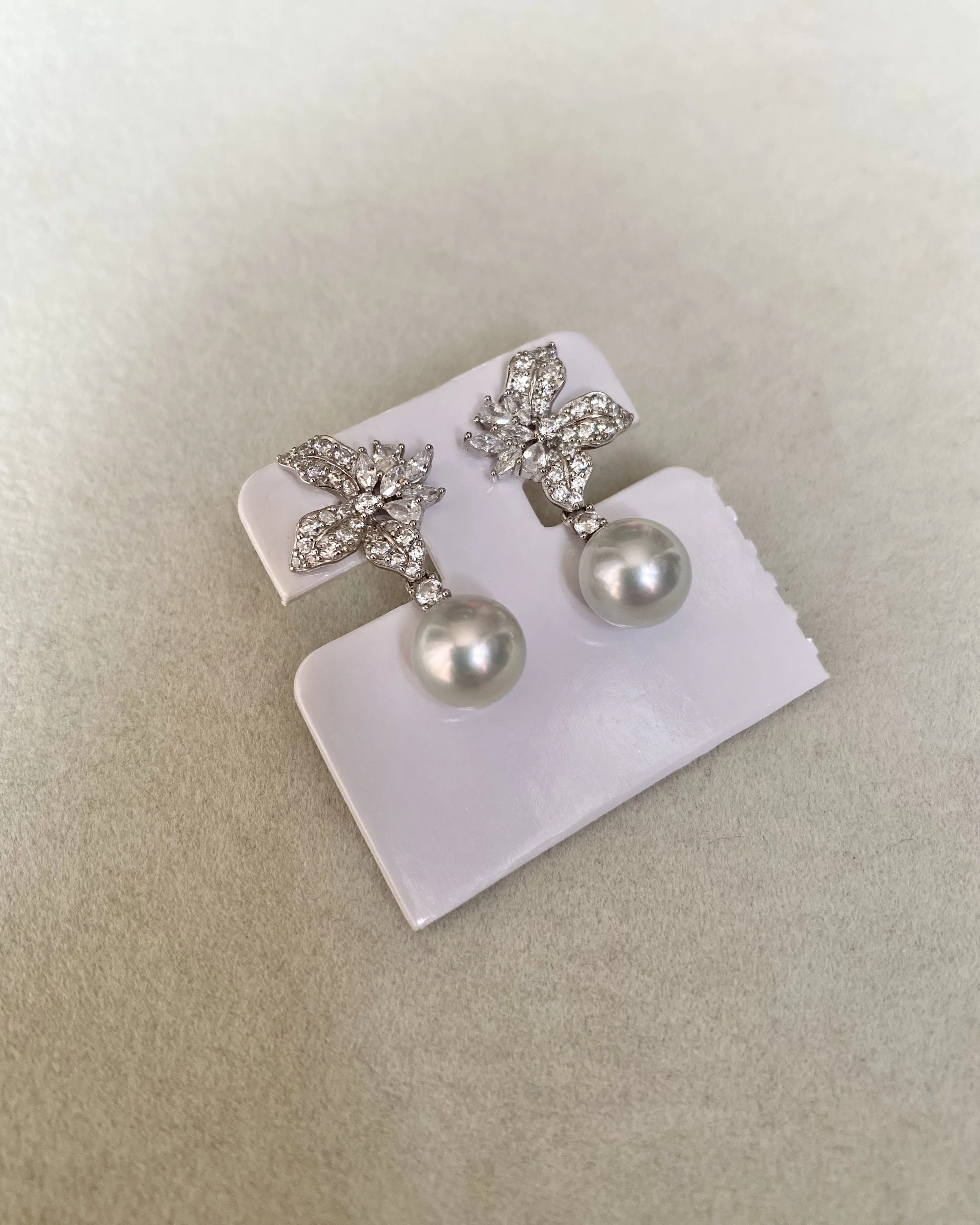 8.5-9mm Natural Silver-Grey Japanese Madama Akoya Pearl Earrings, S925 Silver Sparkling Iris Japonica Floral Design Starlit Pearls