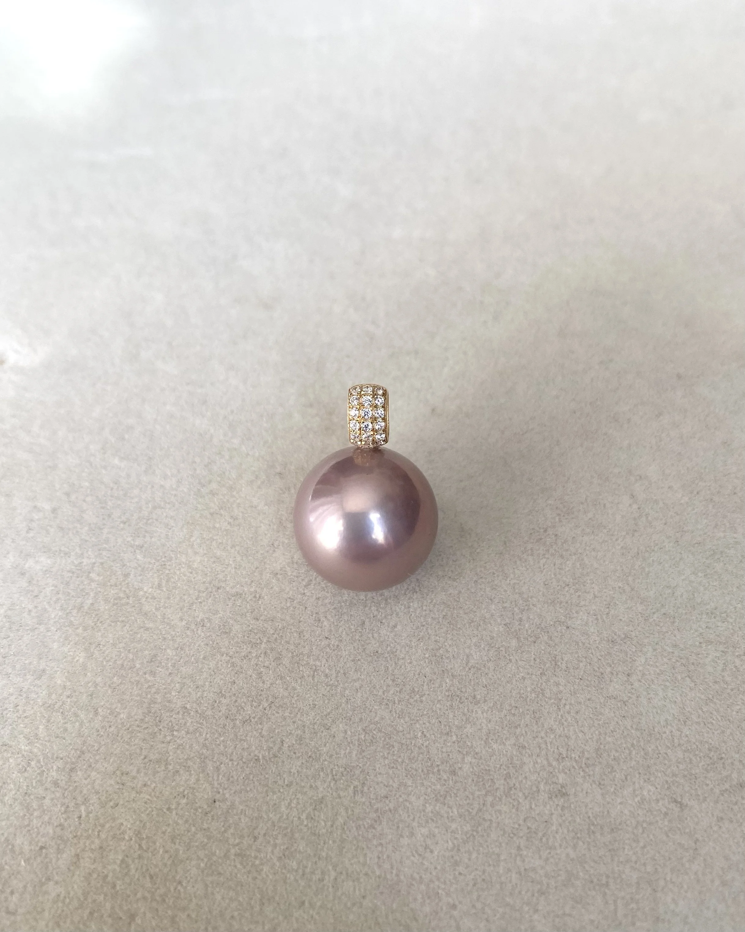 13.5mm Giant Antique Fuchsia Freshwater Pearl Pendant, Heavy 18K Solid Gold Pavé Bail, Mirror-Lustre, Round Statement Purple Pearl Starlit Pearls