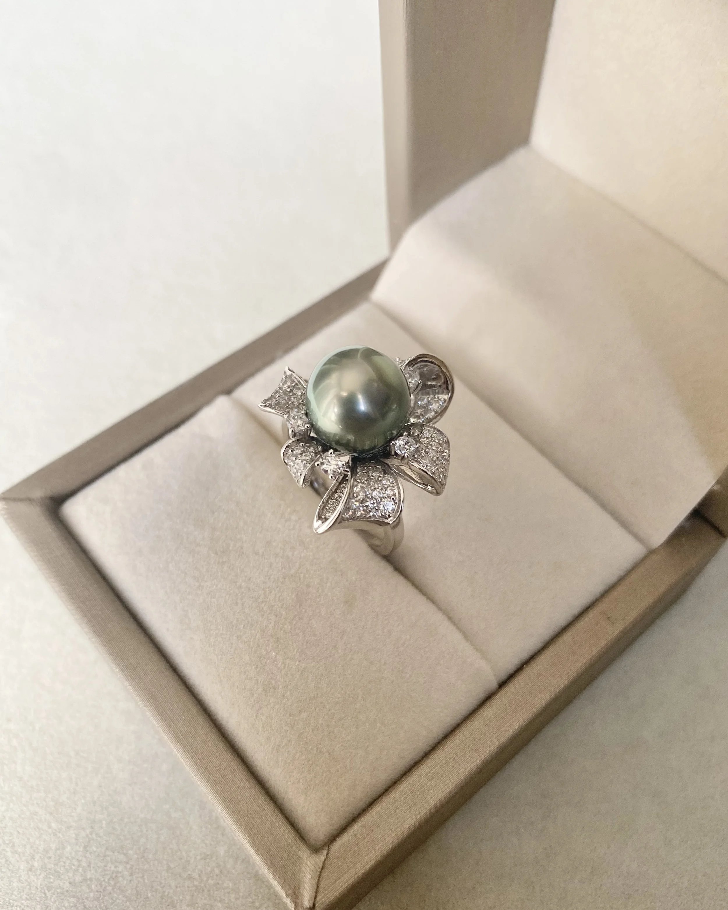 Exceptional Metallic Peacock Green Tahitian South Sea Pearl Ring 10.3mm, Adjustable S925 Sterling Silver Floral Petal Pavé Design Starlit Pearls