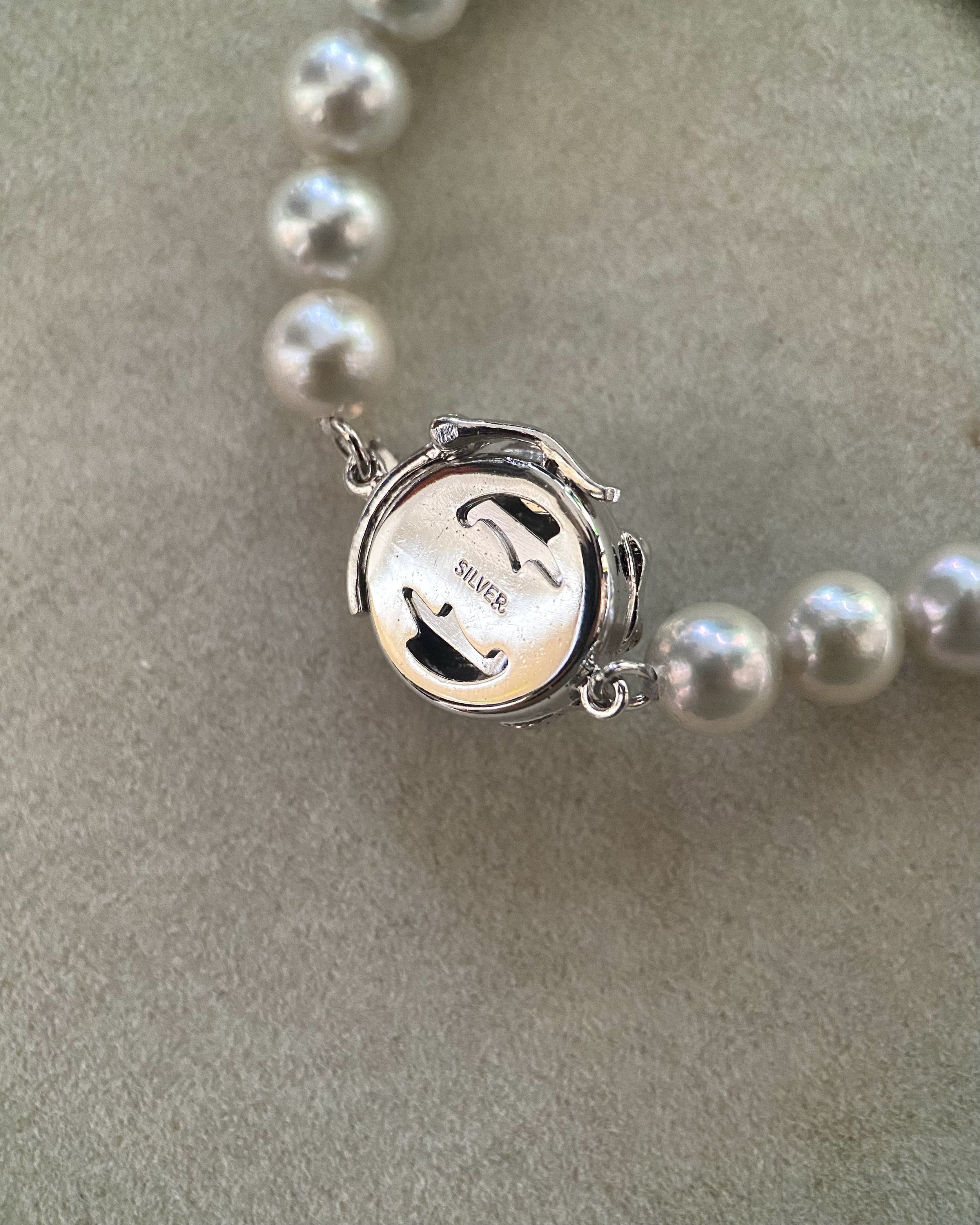 6.5–7mm Japanese Madama Akoya Pearl Necklace – Natural Silvery Grey, 3D Floral Silver Clasp, Japanese Jewellery Exhibition Showpiece Starlit Pearls