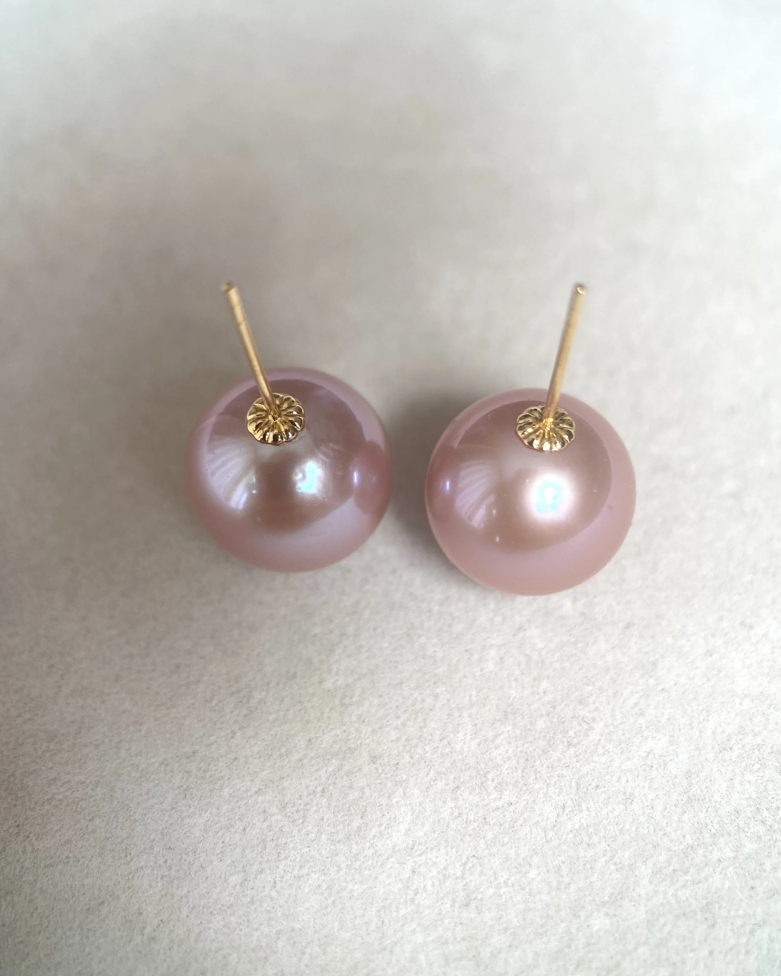 12.5–13mm Natural Dusty Rose Freshwater Pearl Stud Earrings, 18K Solid Gold Posts, Giant Round Pink Pearls, Undyed Natural Colour Starlit Pearls