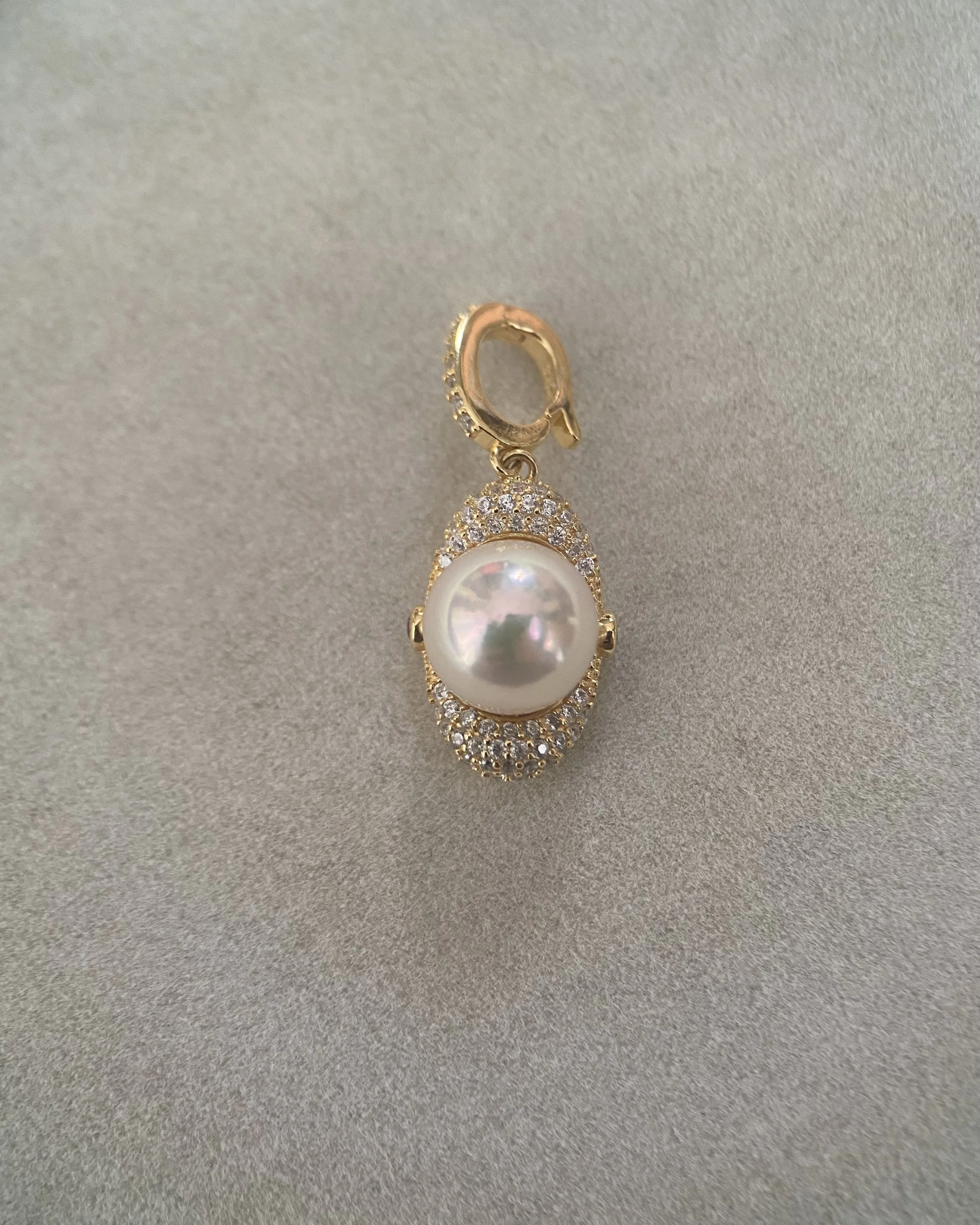 9mm Giant Japanese White-Pink-Gold Akoya Pearl Pendant, S925 Silver Pavé Boat Design with Clip-On Bail, Jewellery Exhibition Piece Starlit Pearls