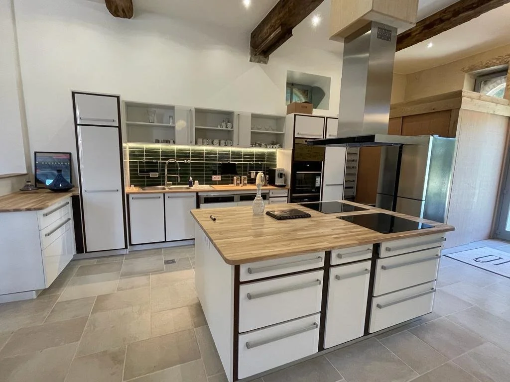 WhatsApp Image 2023-07-03 at 09.49.01 (1).jpeg