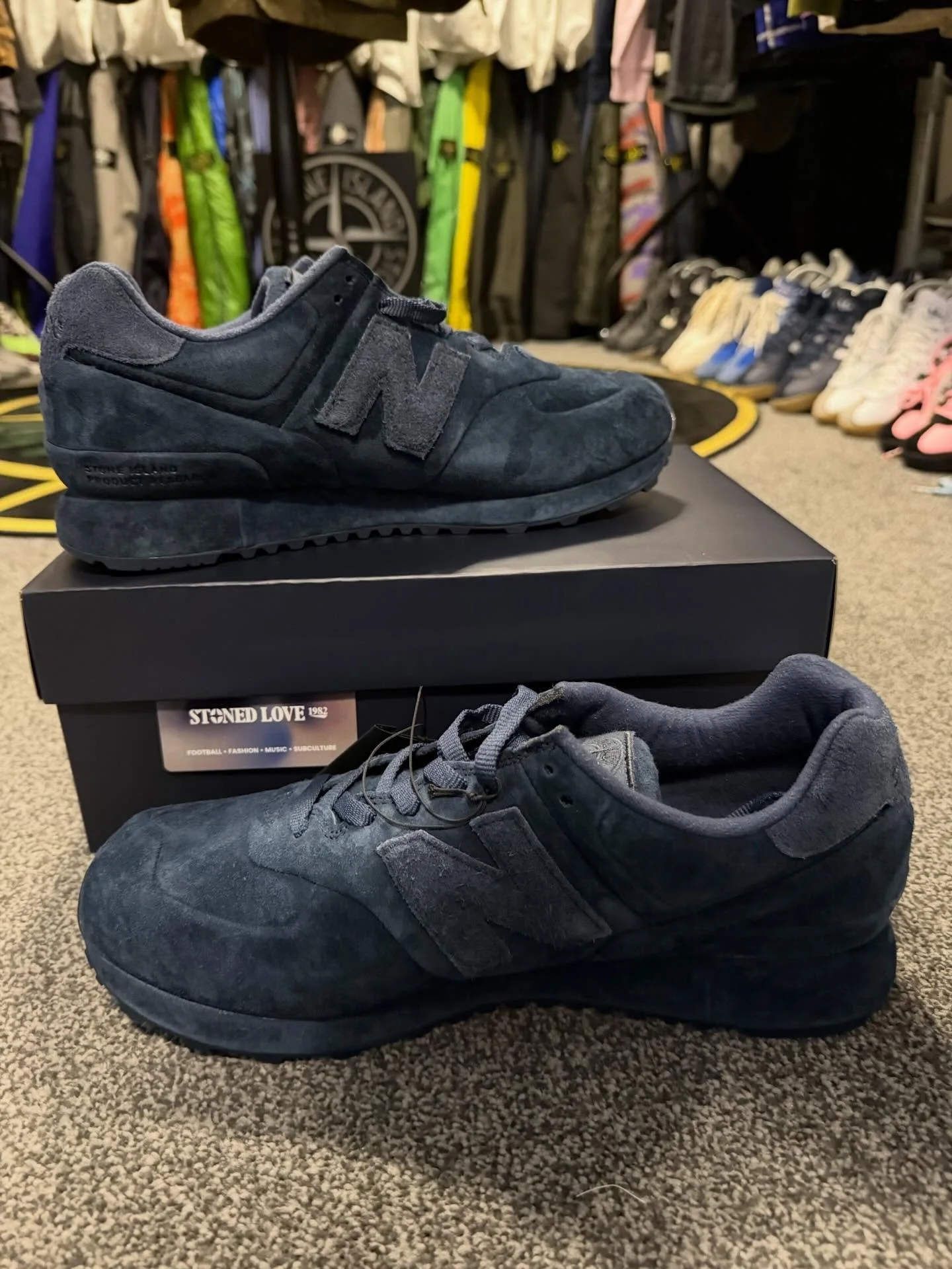 Loving the new @stoneisland ghost 574. Thank you as always to @nasseers &amp; the Brewer st team 💙
-
#stonedlove1982 #stoneisland #stoneislanduk #stoneislandtalk #newbalance