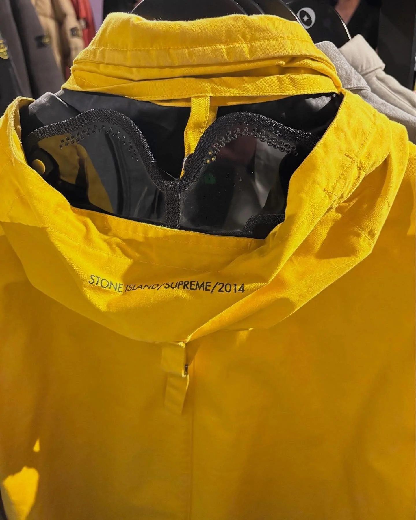 🚁 
-
#stonedlove1982 #stoneisland #stoneislanduk #stoneislandtalk #stoneislandclothing