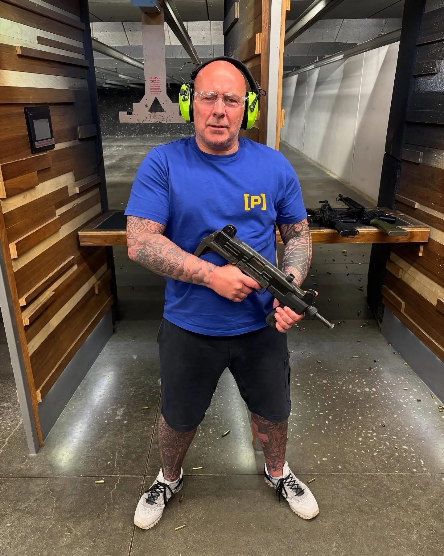 Texas Gun Range in the @paninaromag T-shirt 
-
#stonedlove1982 #stoneisland #stoneislanduk #stoneislandtalk #stoneislandclothing