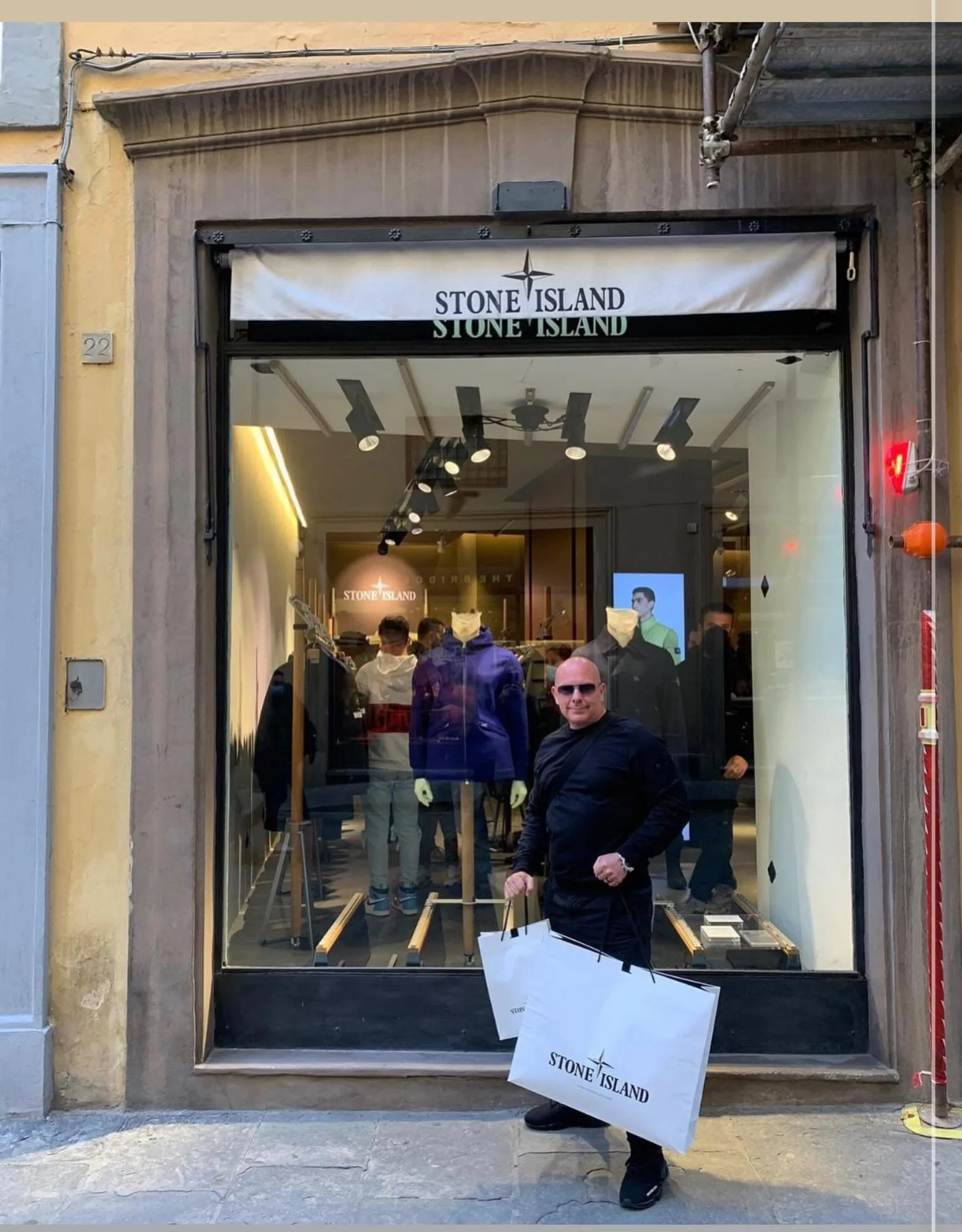 Got to be one of my favourite flagships 
-
#stonedlove1982 #stoneisland #stoneislanduk #stoneislandtalk #florence 🇮🇹