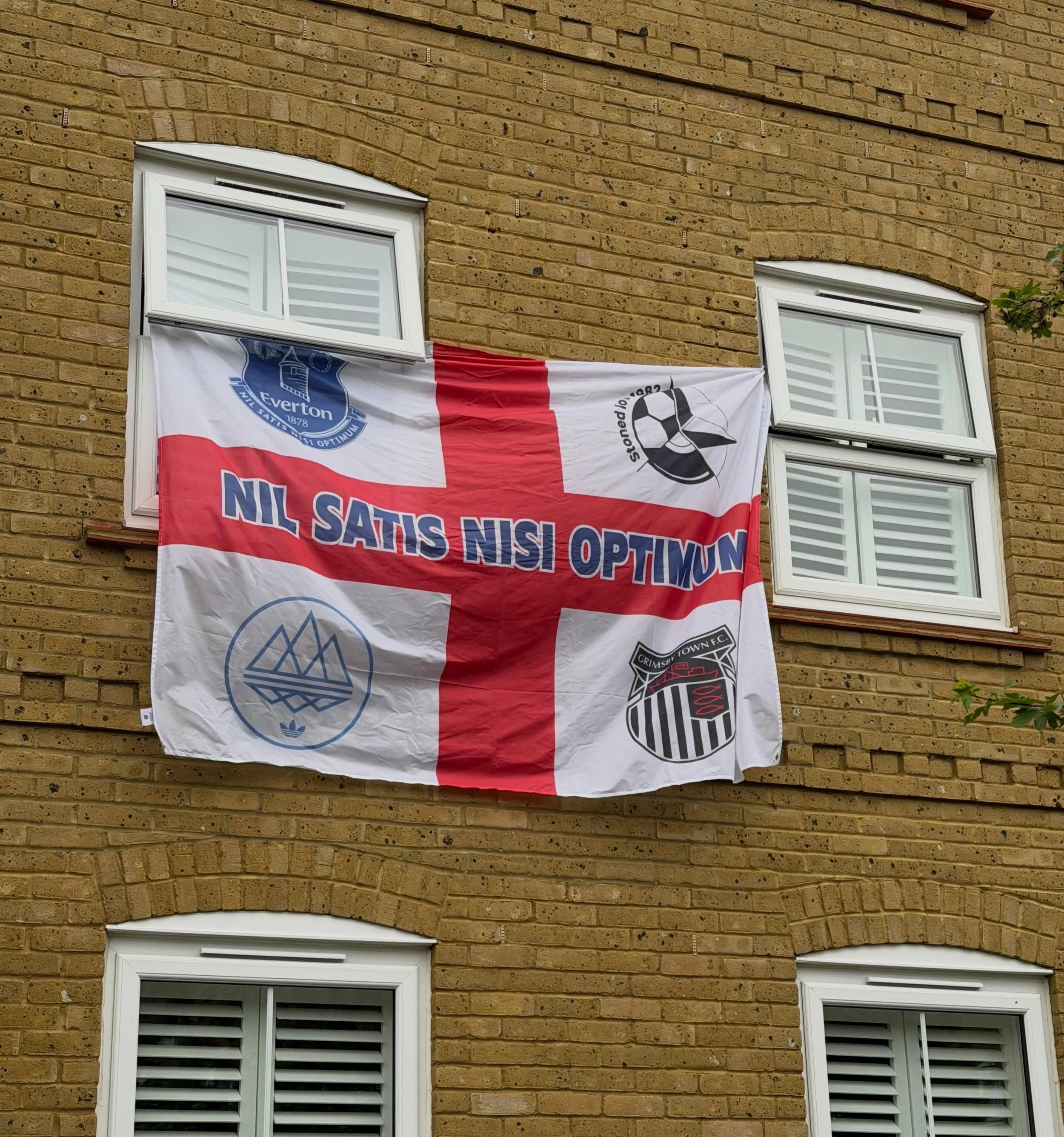 Flags Ready 🏴󠁧󠁢󠁥󠁮󠁧󠁿 
-
#stonedlove1982 #england #worldcup